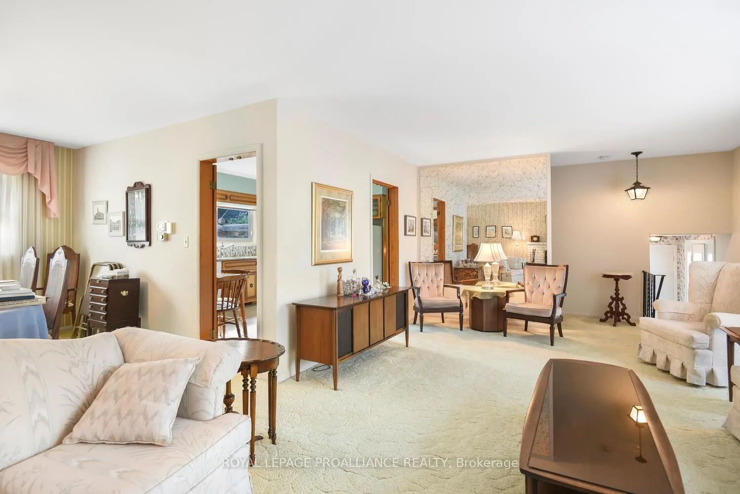 2 Woodlawn Place