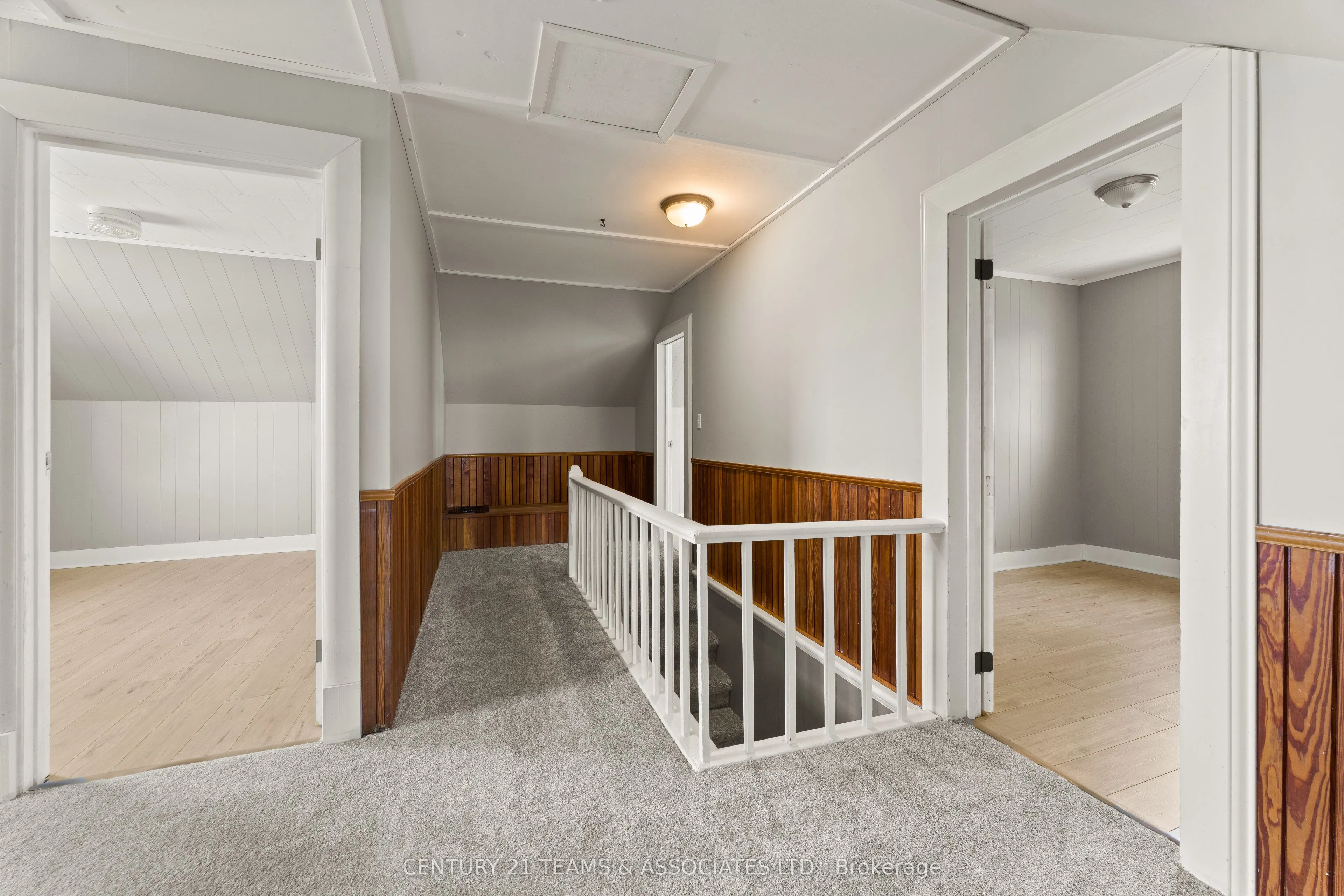 5845 Lakeshore Road 305