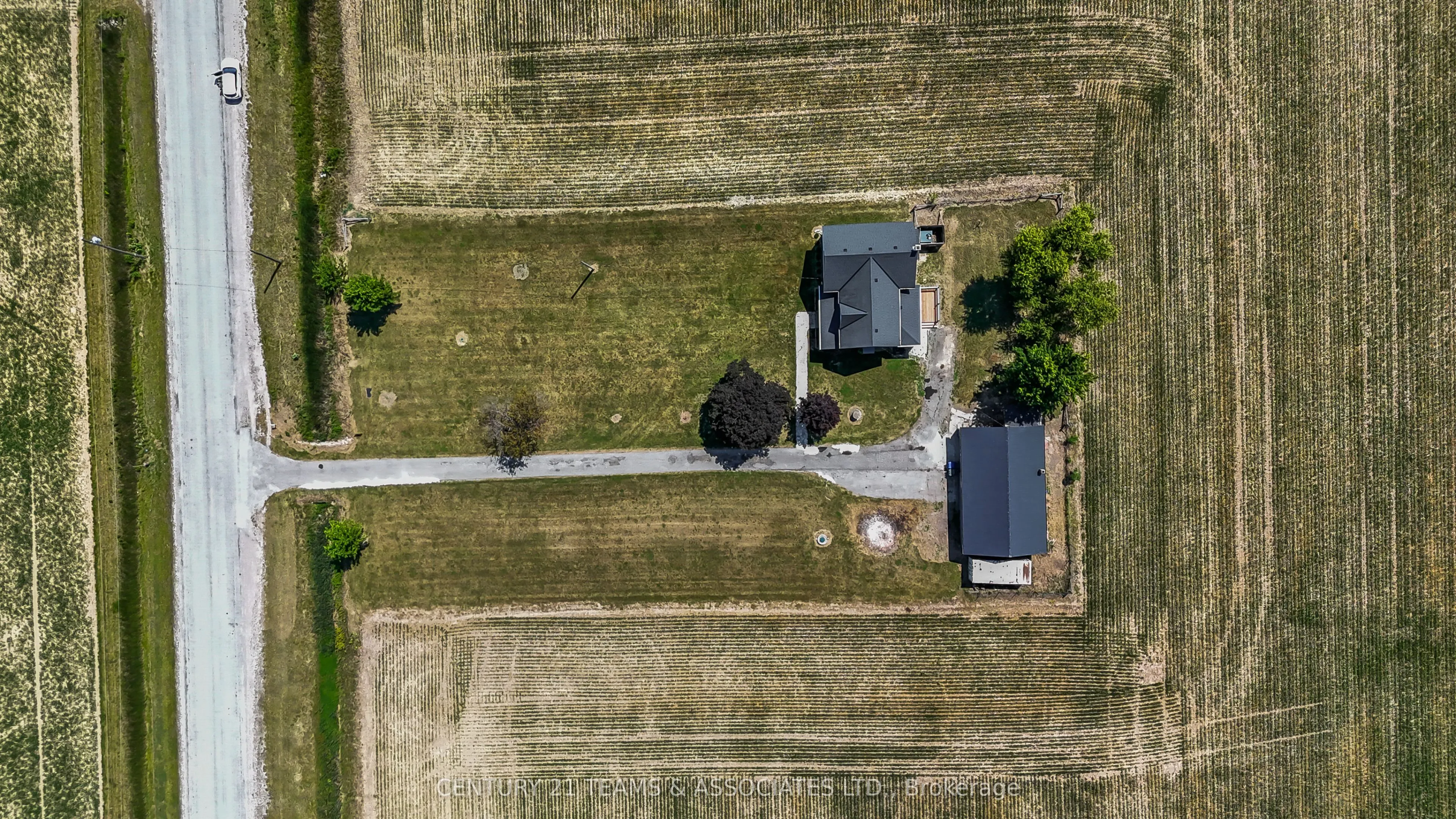 5845 Lakeshore Road 305