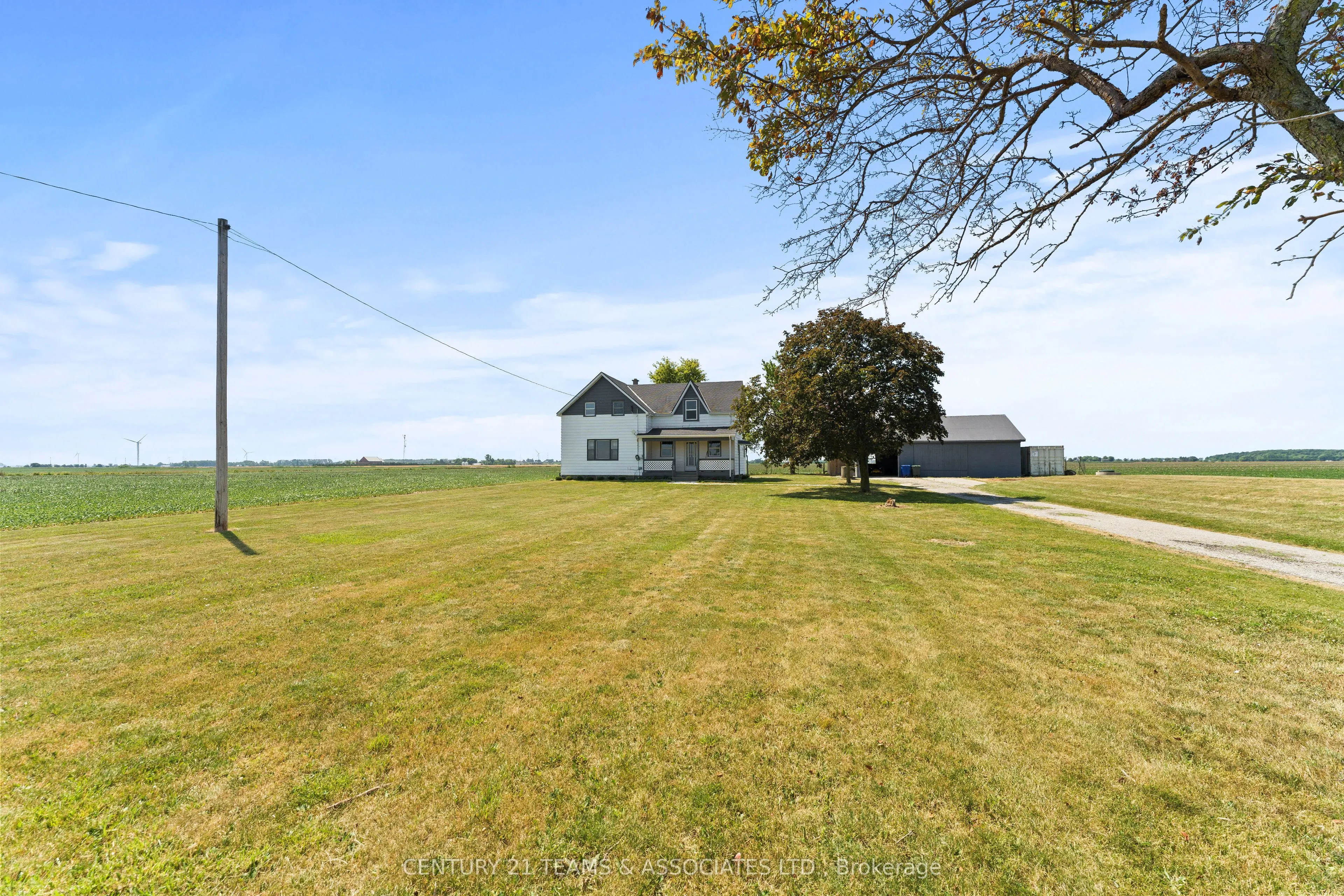 5845 Lakeshore Road 305