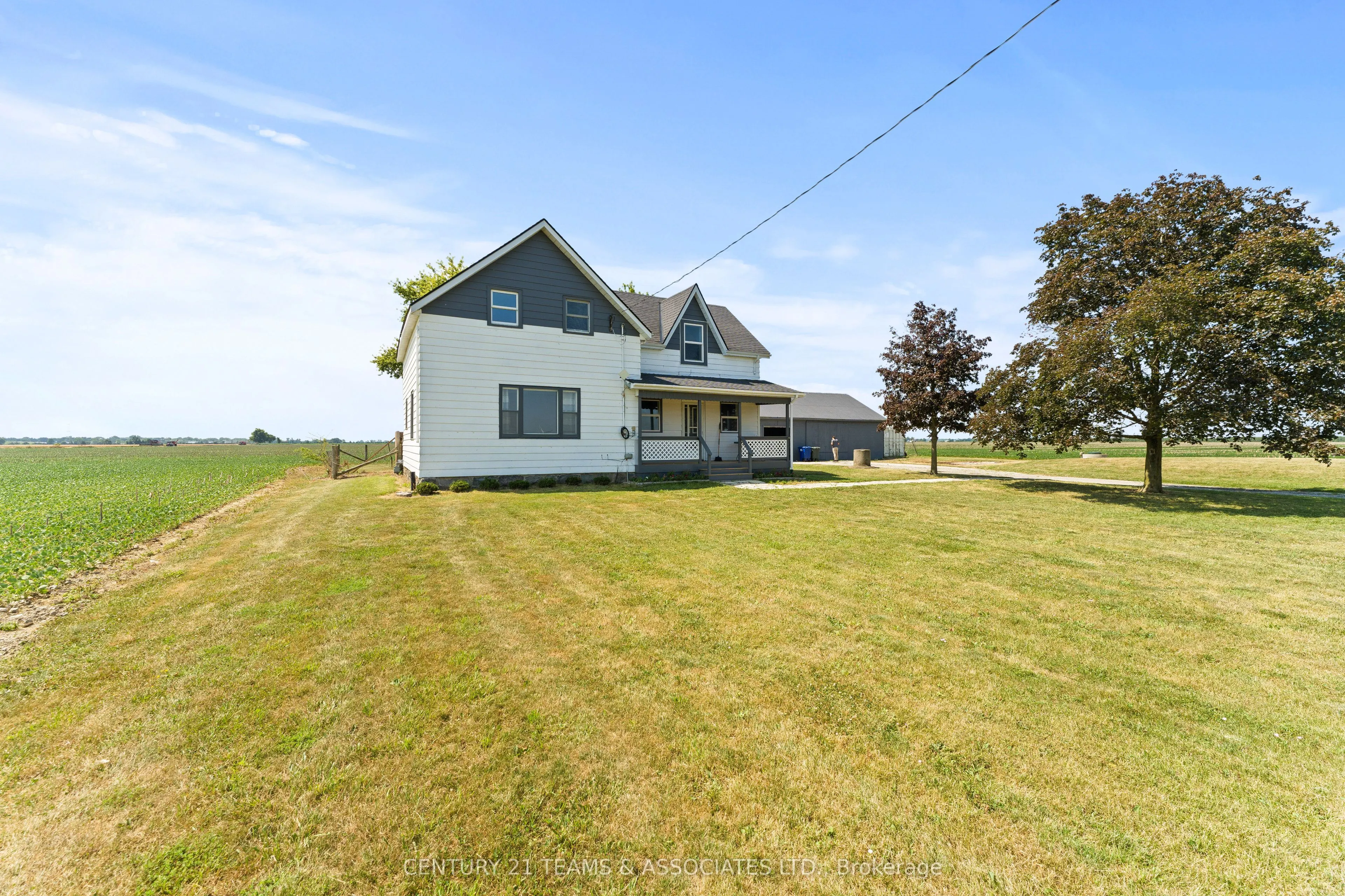 5845 Lakeshore Road 305