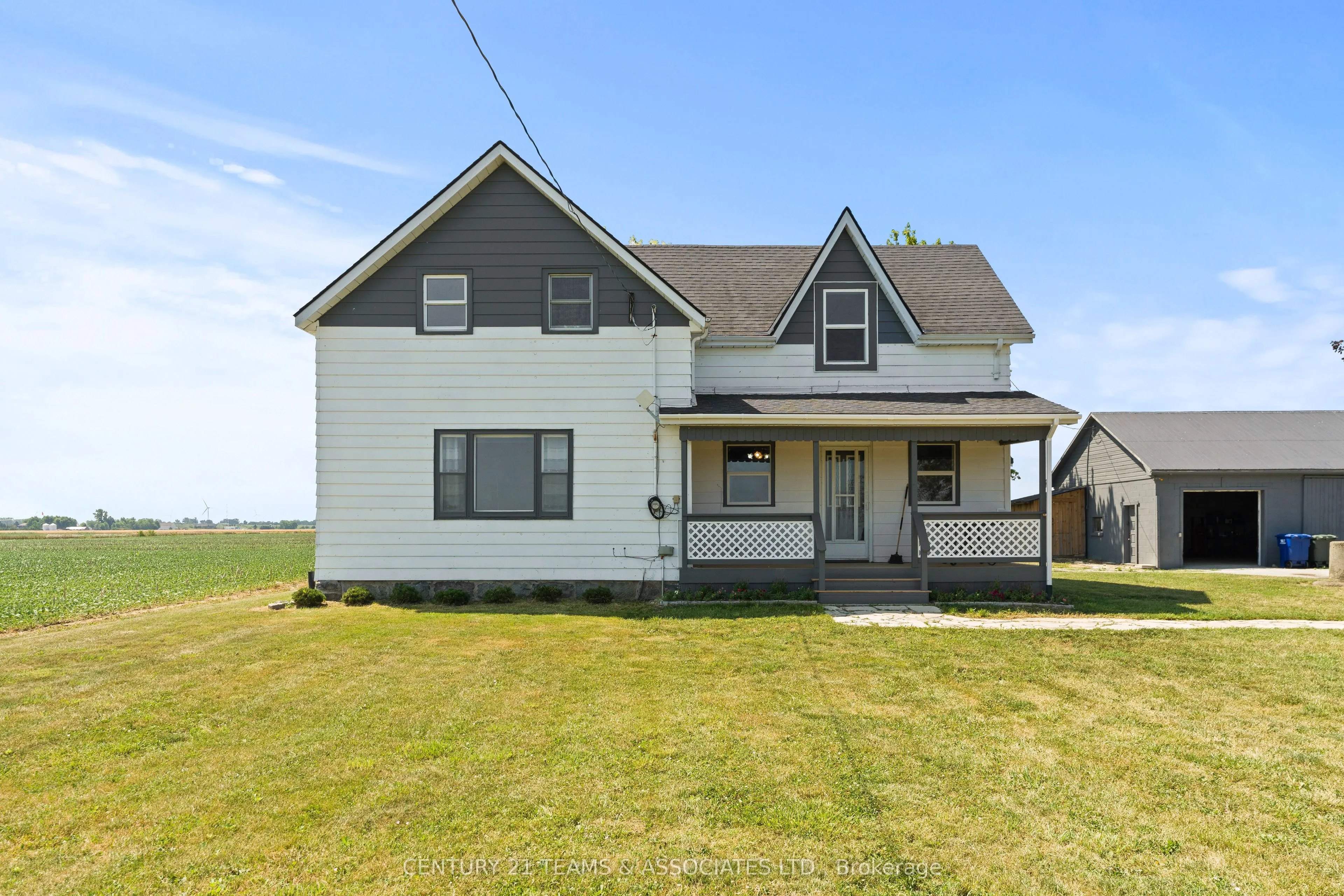 5845 Lakeshore Road 305