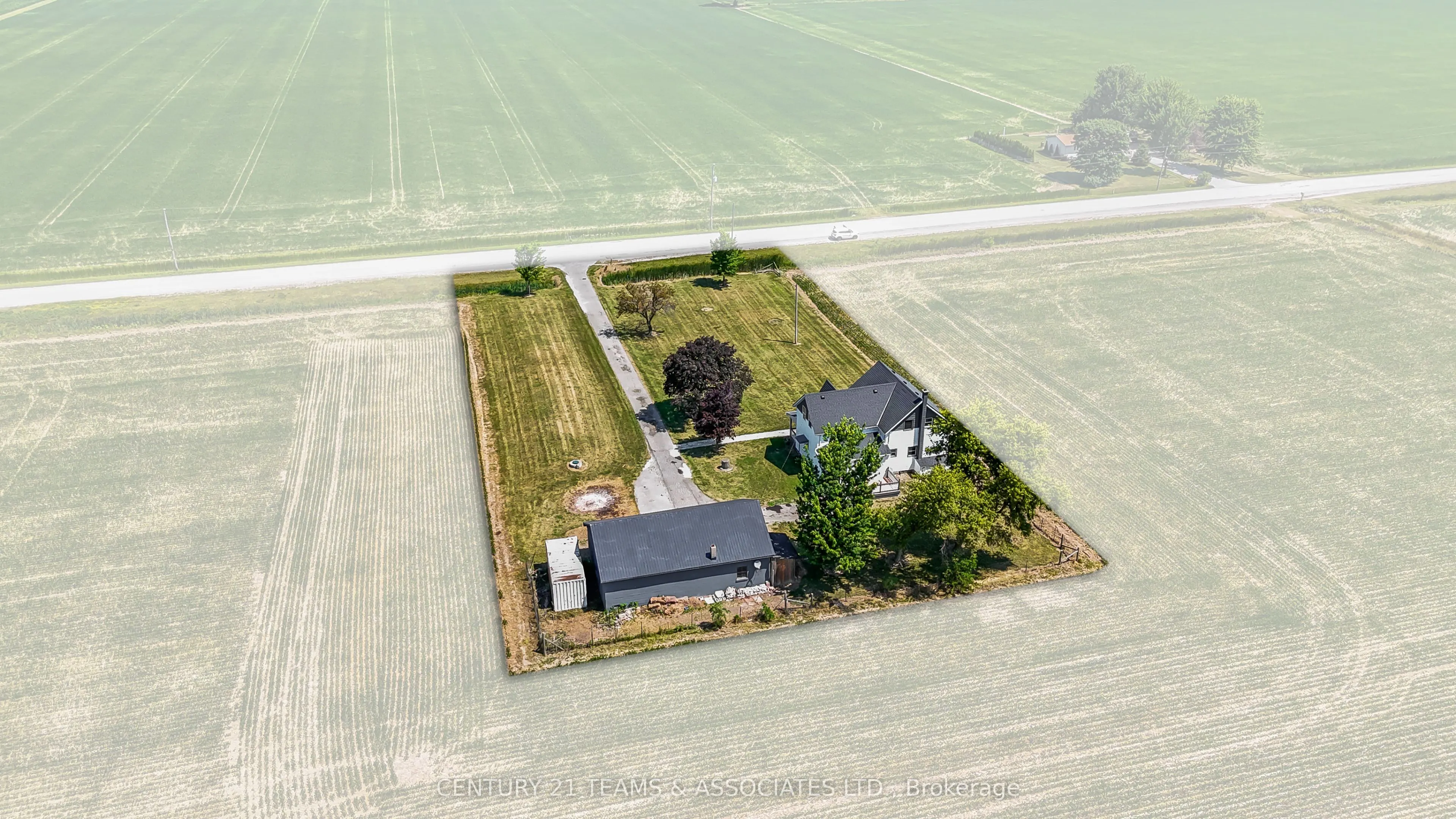 5845 Lakeshore Road 305