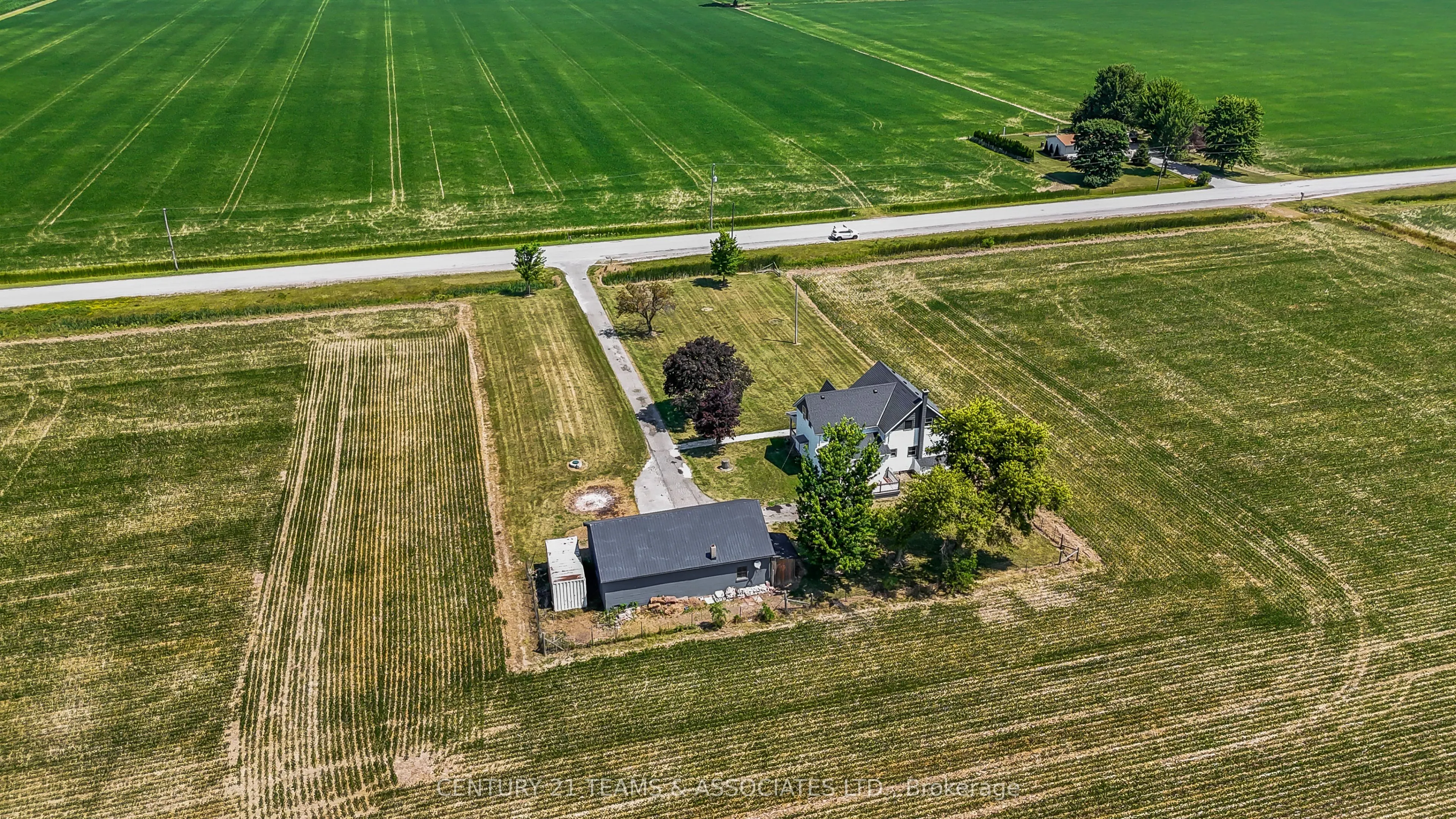 5845 Lakeshore Road 305