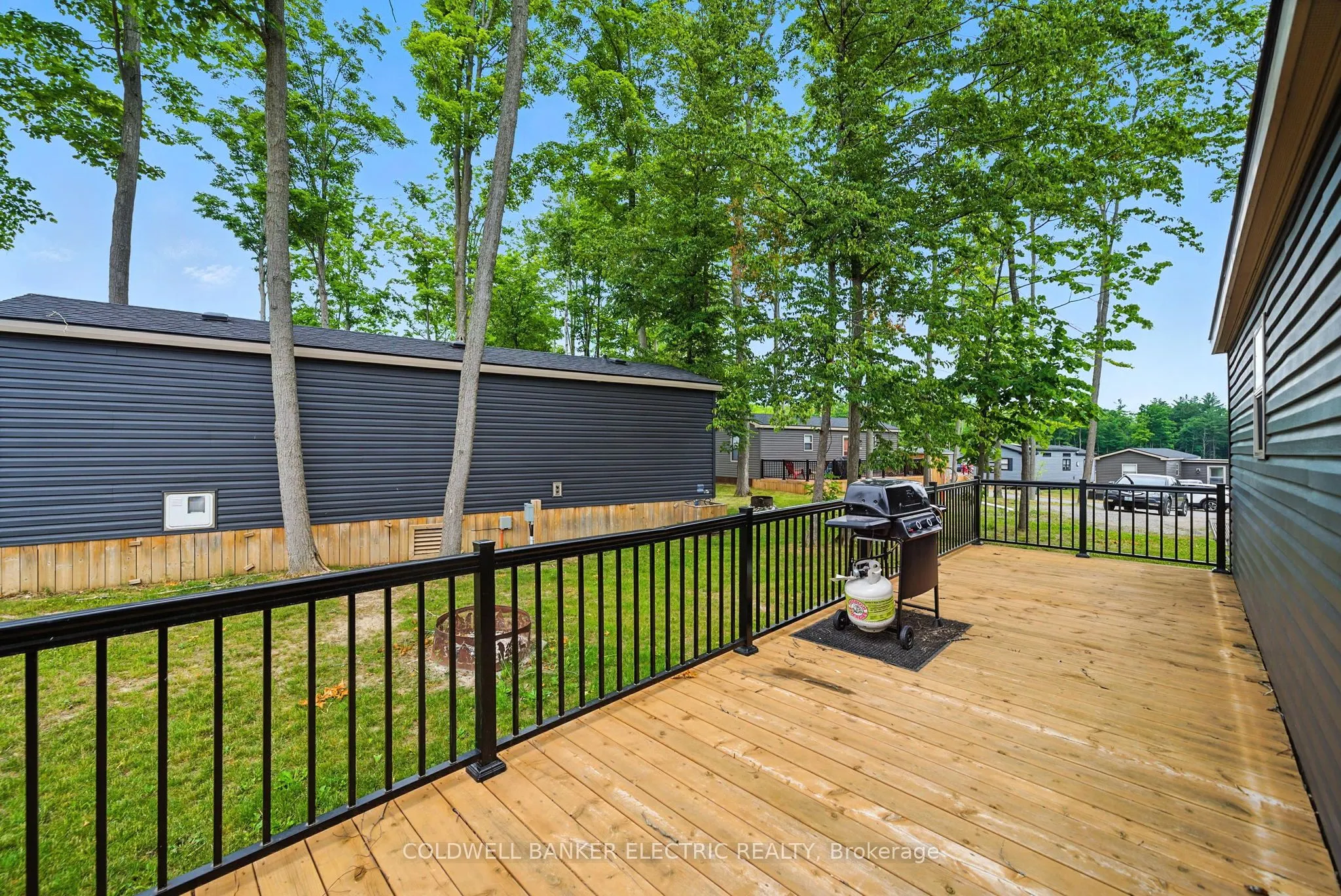 1235 Villiers Line, #40 StAnd