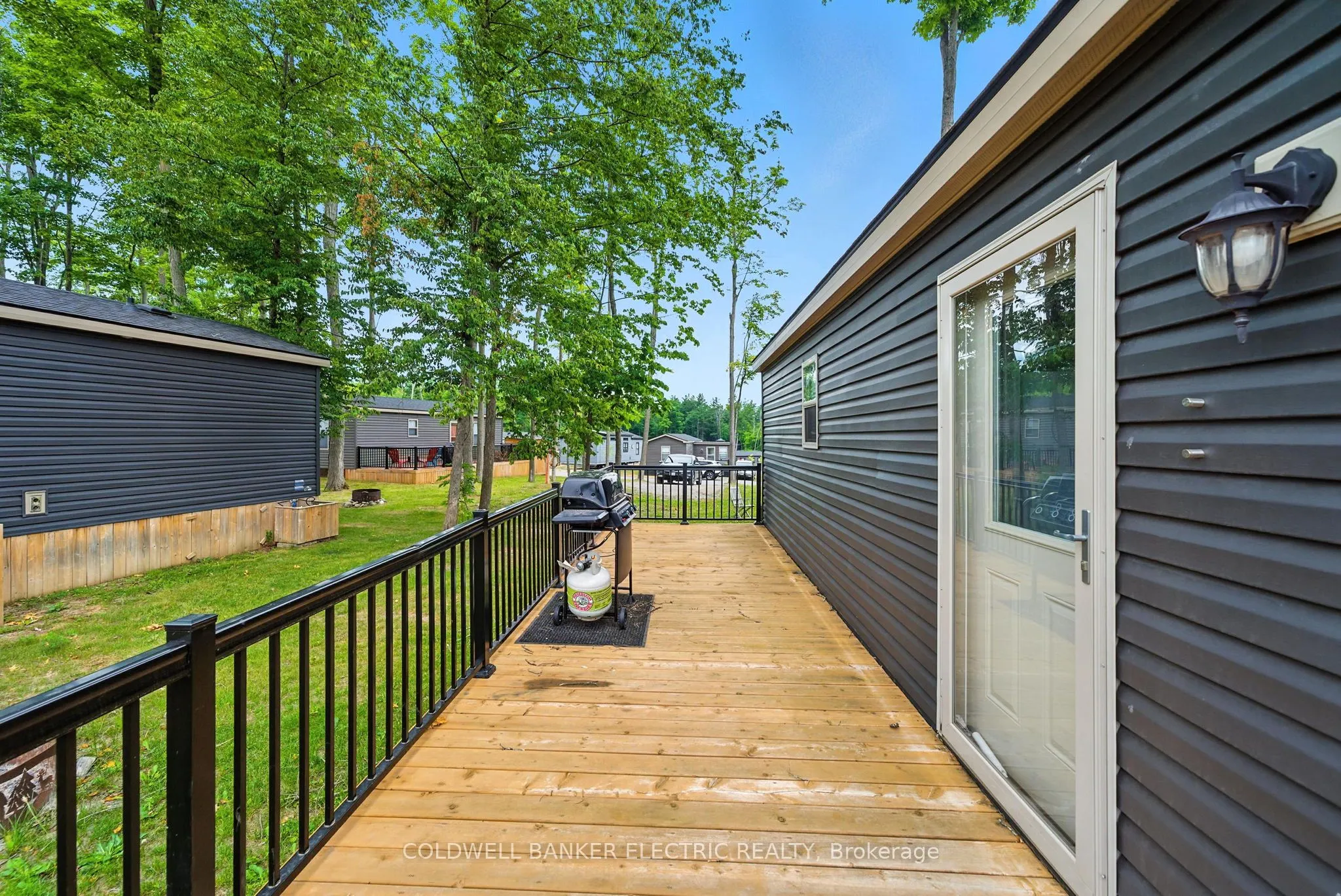 1235 Villiers Line, #40 StAnd