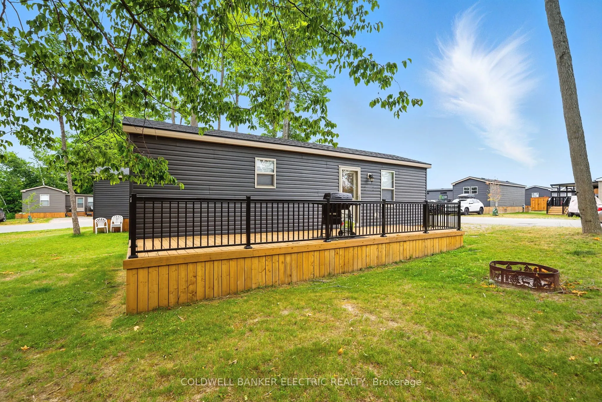 1235 Villiers Line, #40 StAnd