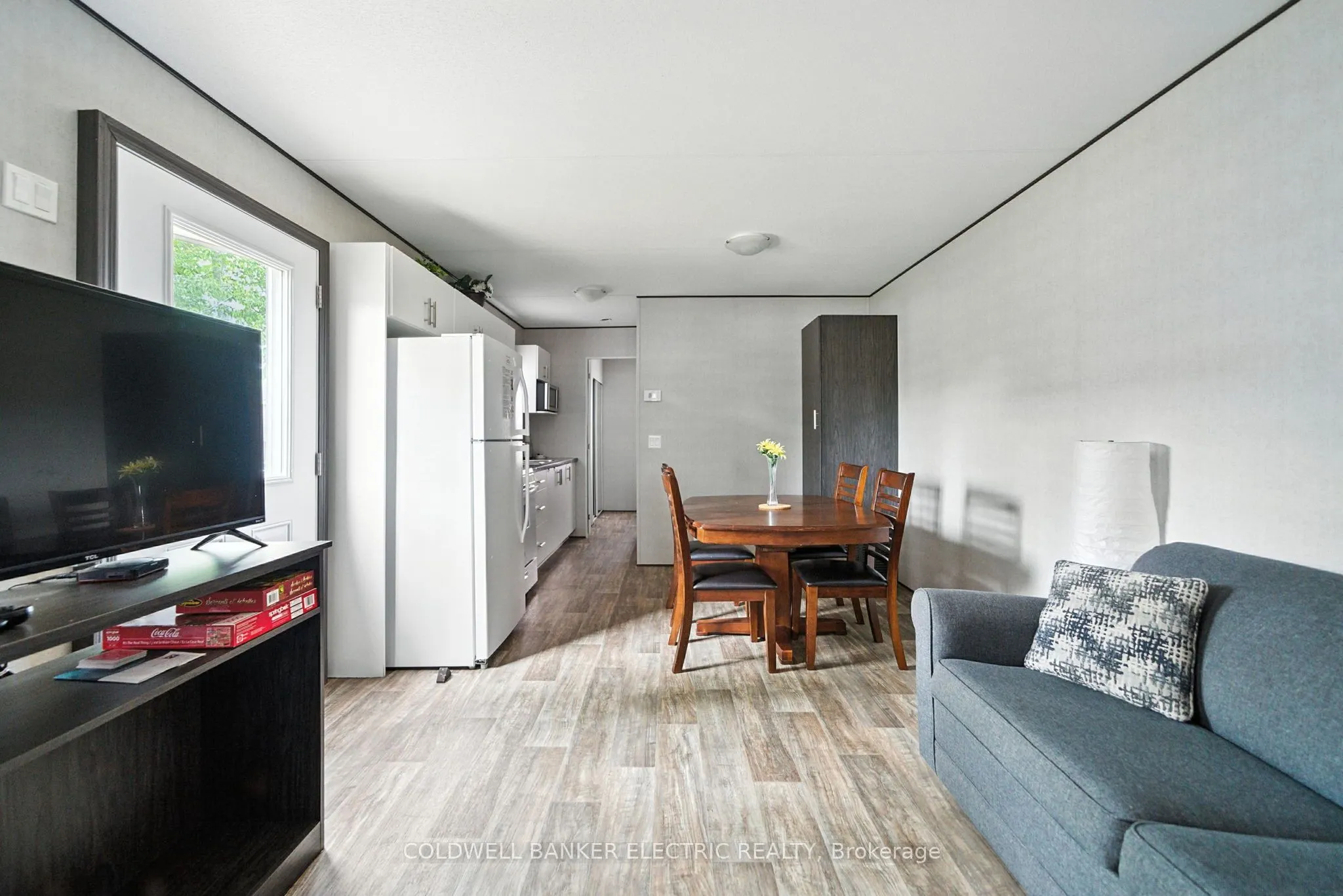 1235 Villiers Line, #40 StAnd