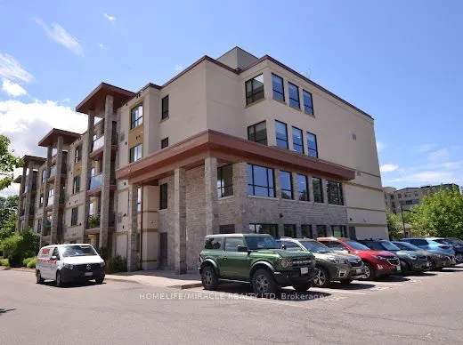 26 Wellington Street, #105