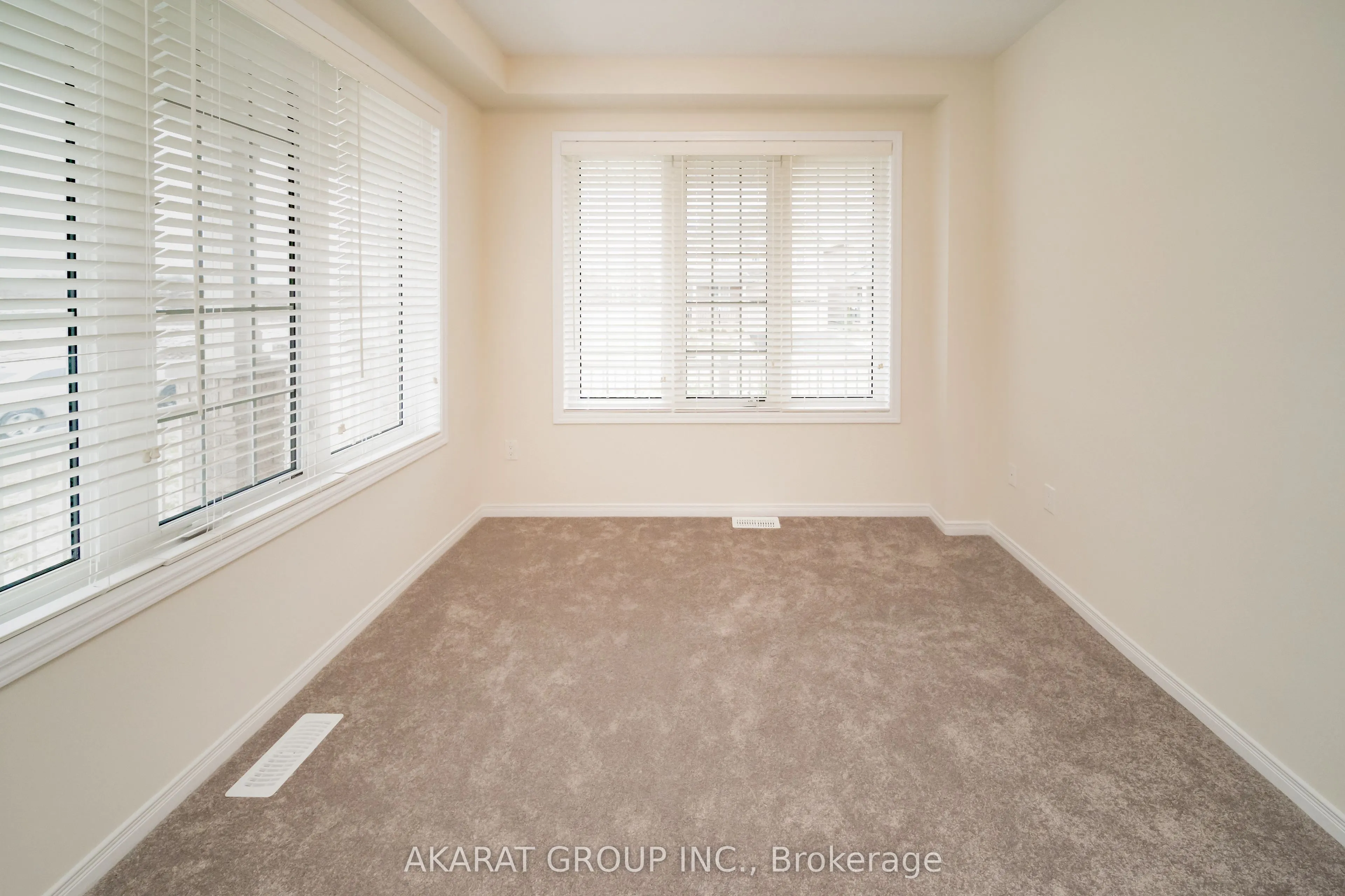 135 Esther Crescent