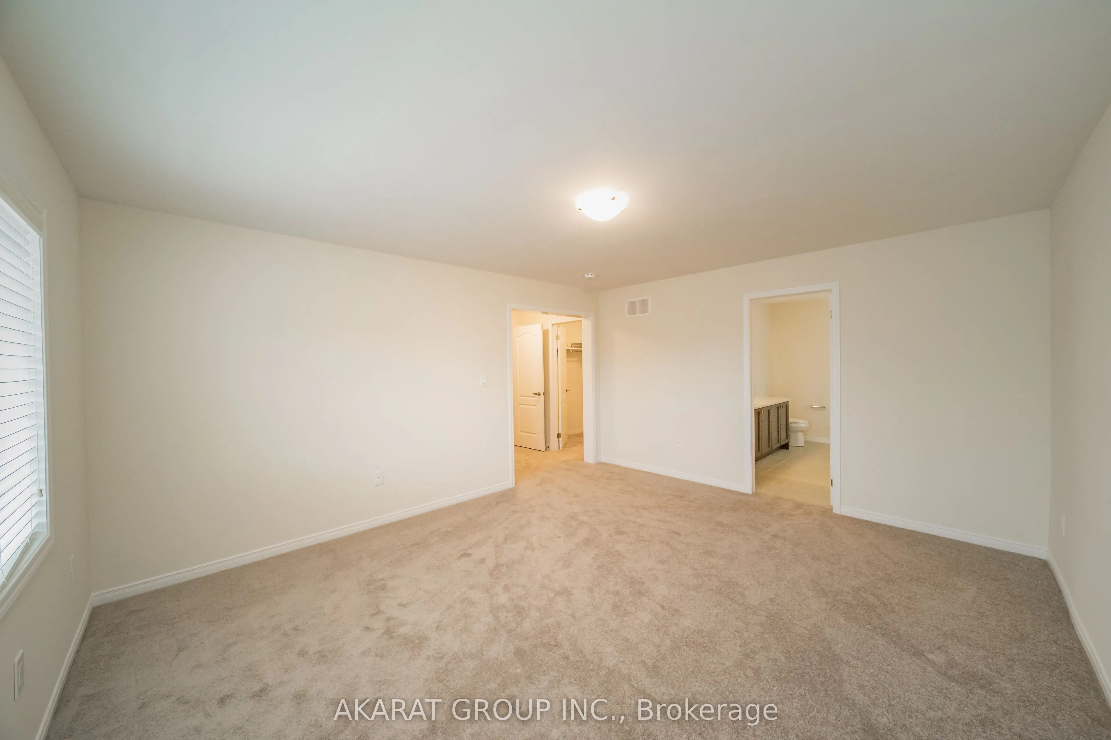 135 Esther Crescent