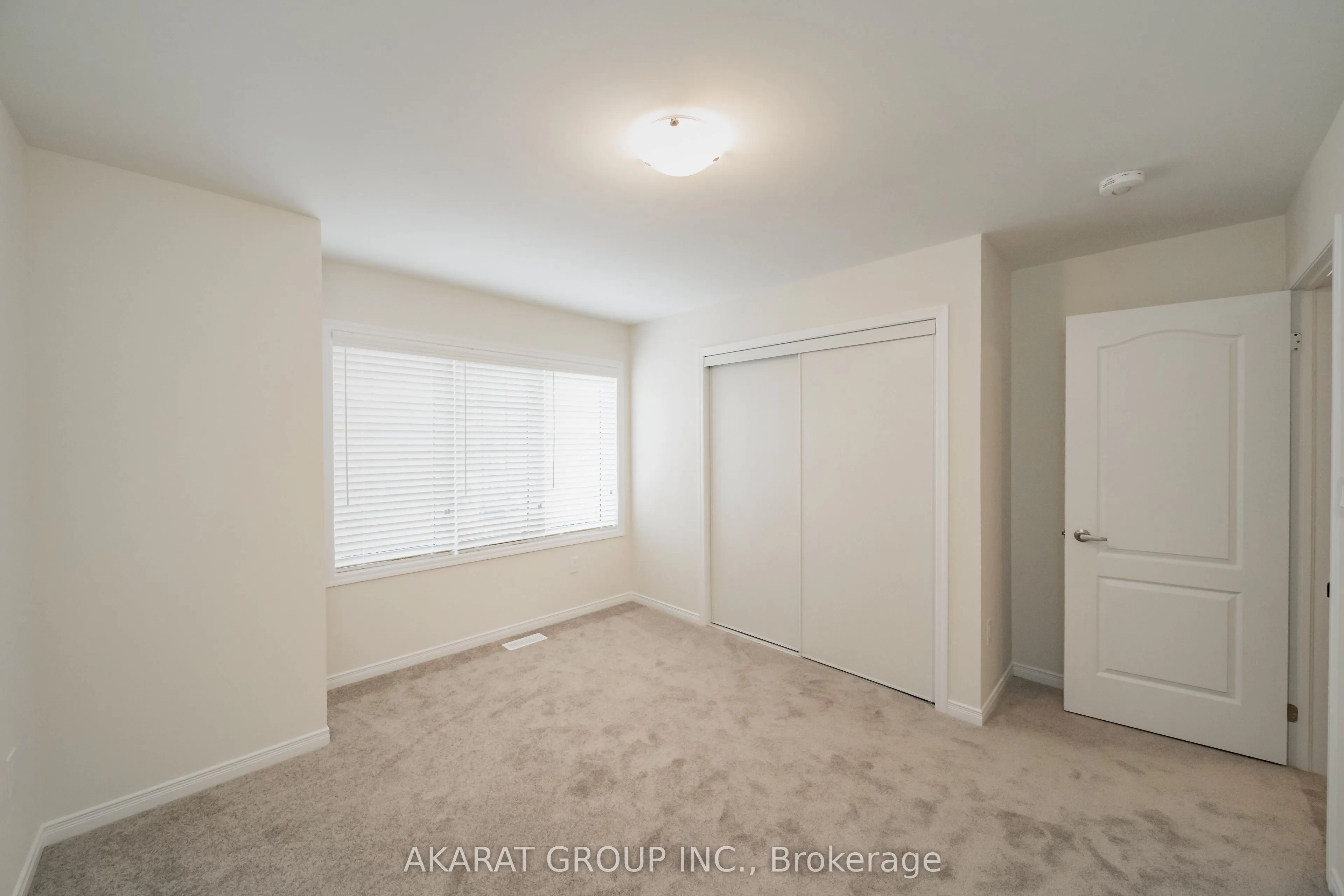 135 Esther Crescent