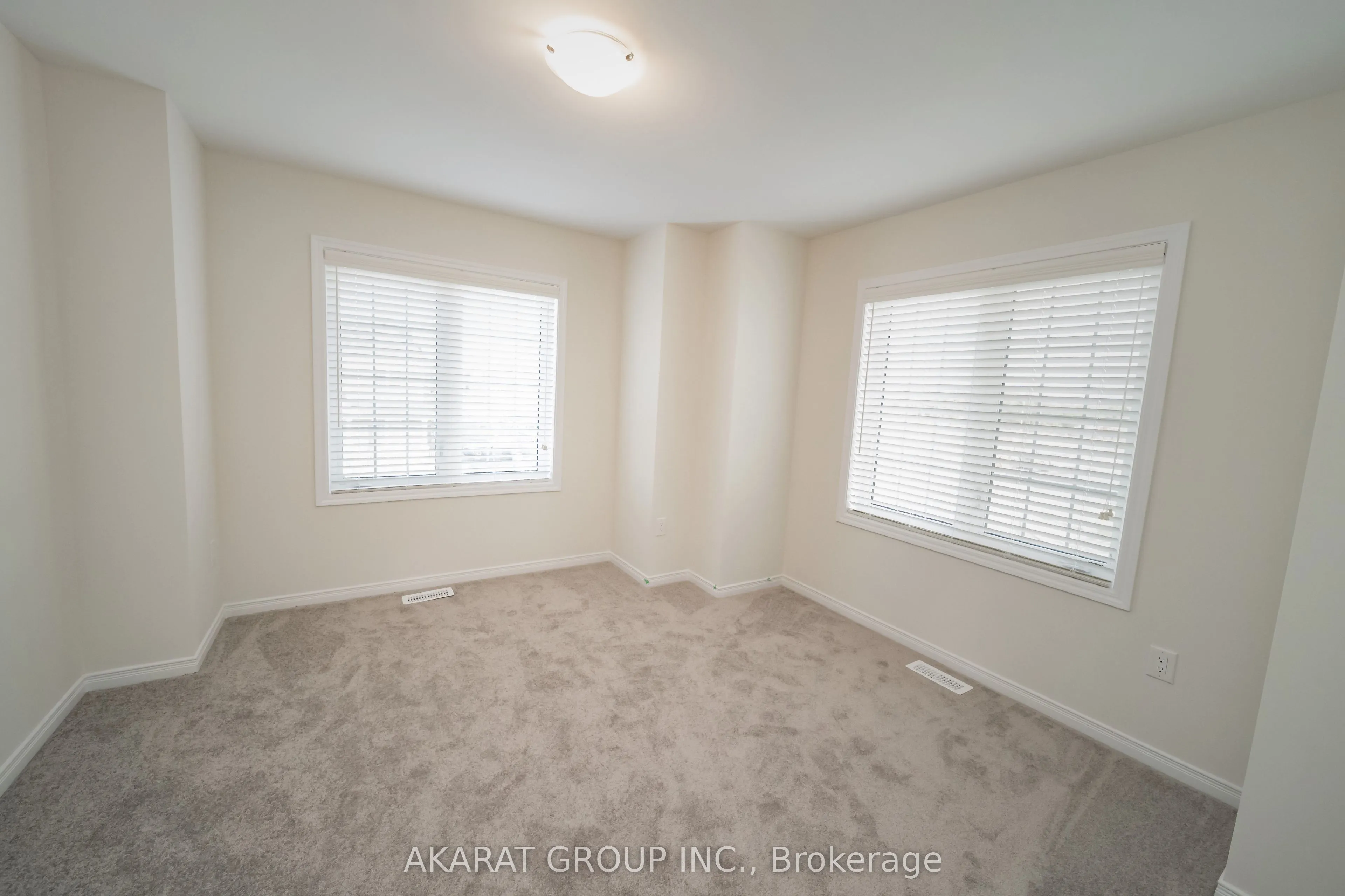 135 Esther Crescent