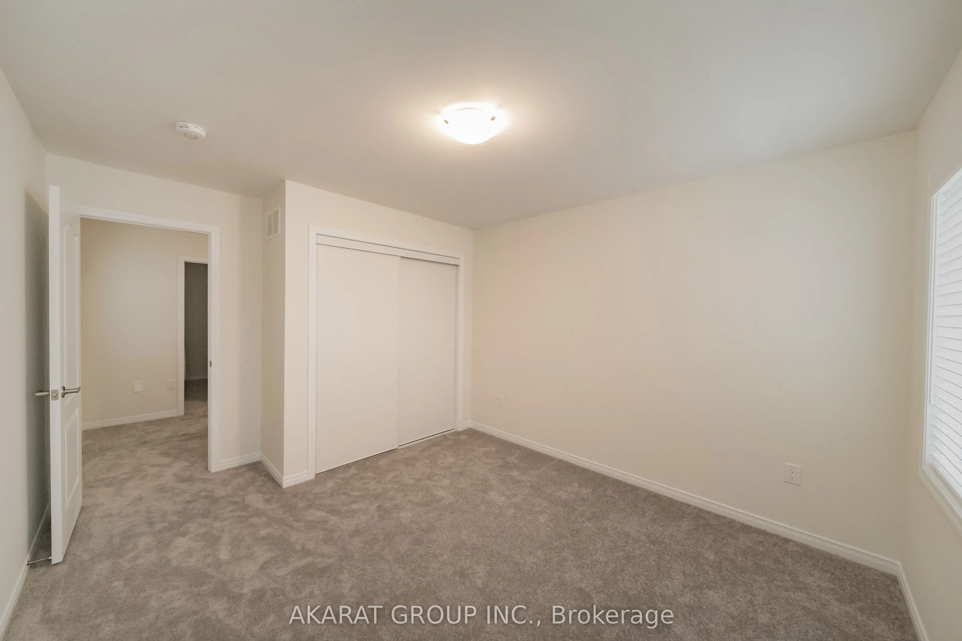 135 Esther Crescent