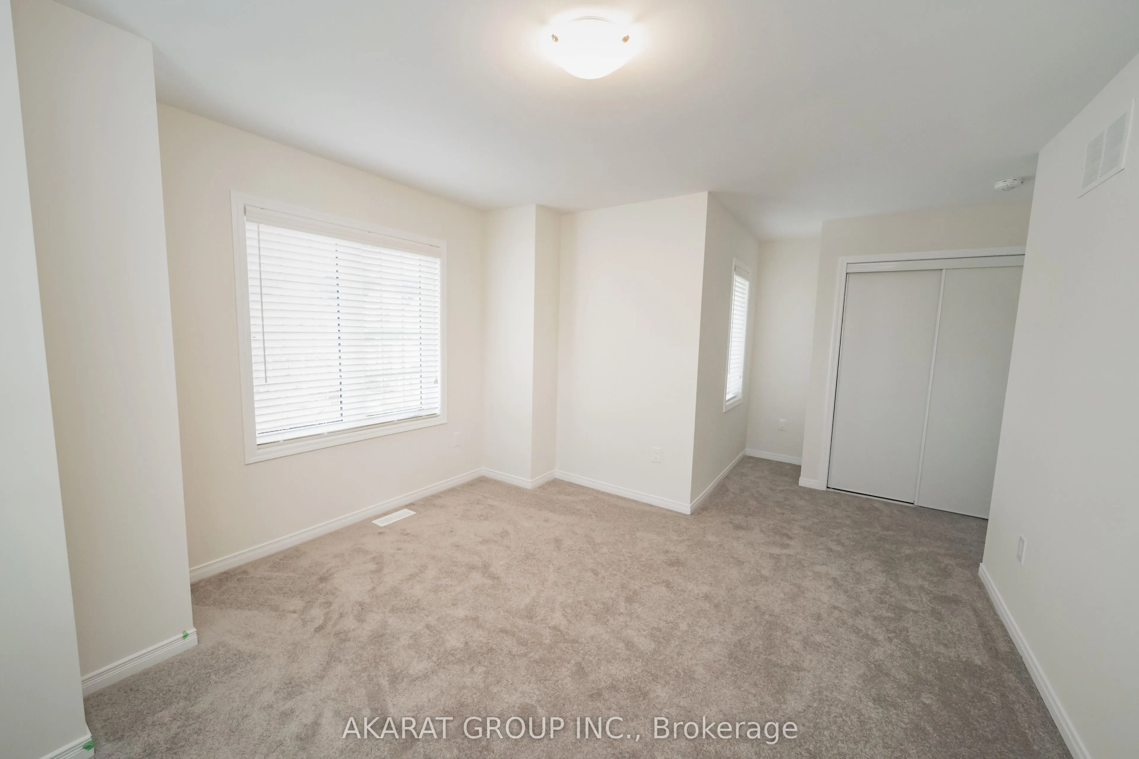 135 Esther Crescent