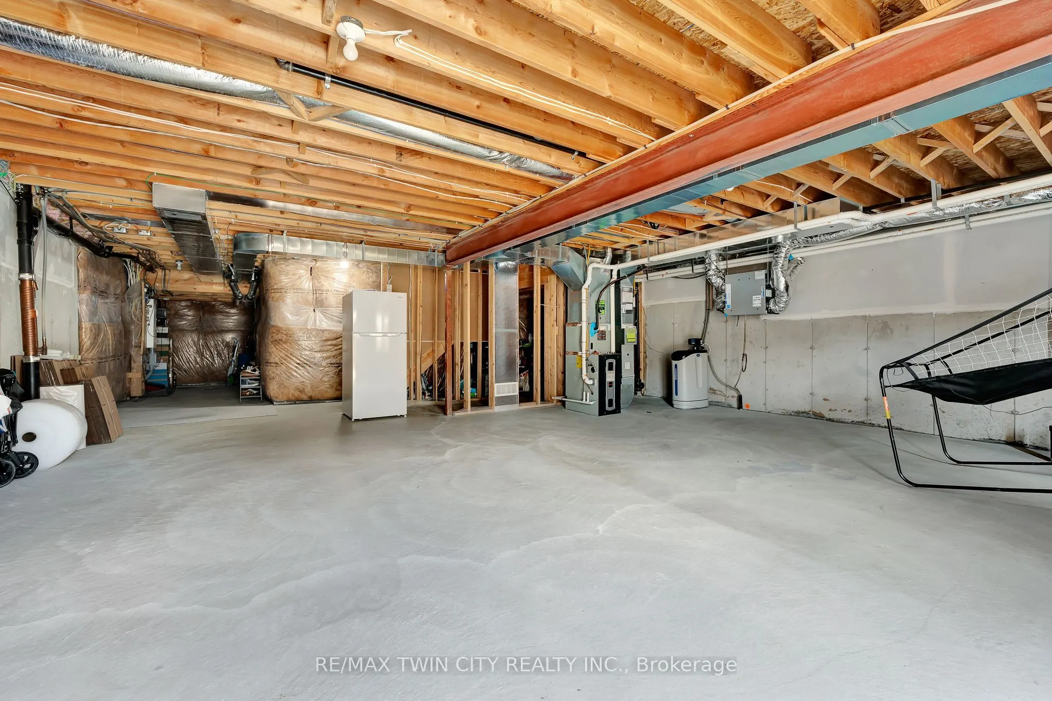 592 Mayapple Street