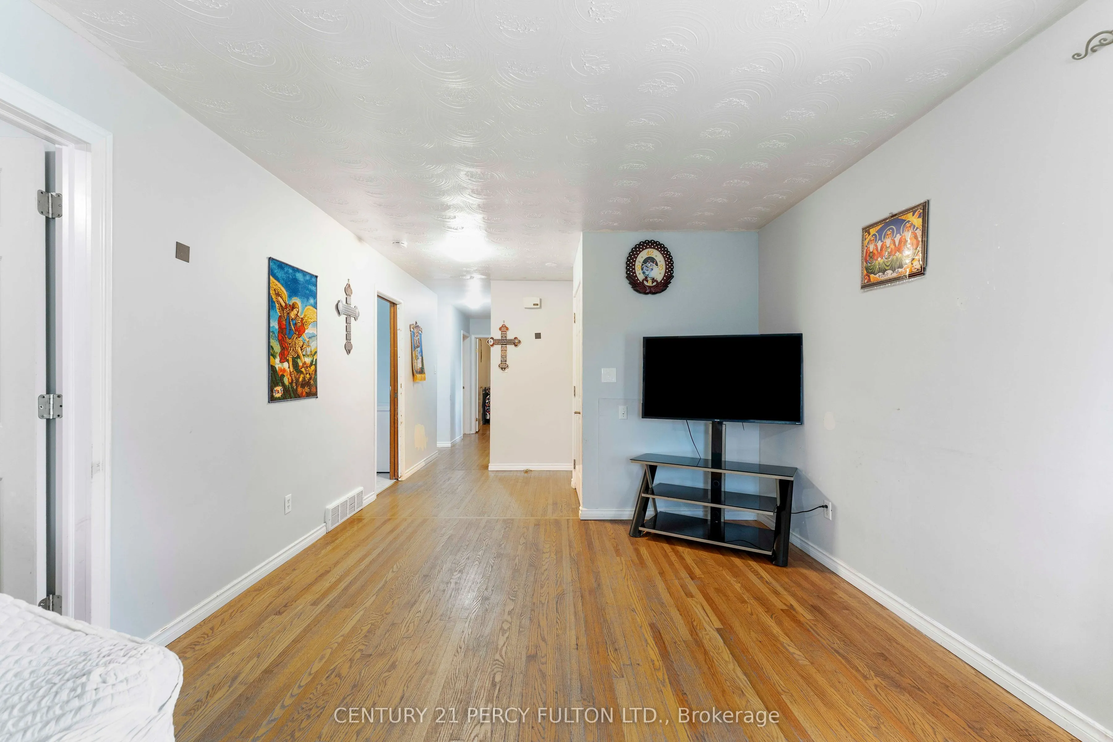 125 Brant Avenue, #Main Floor