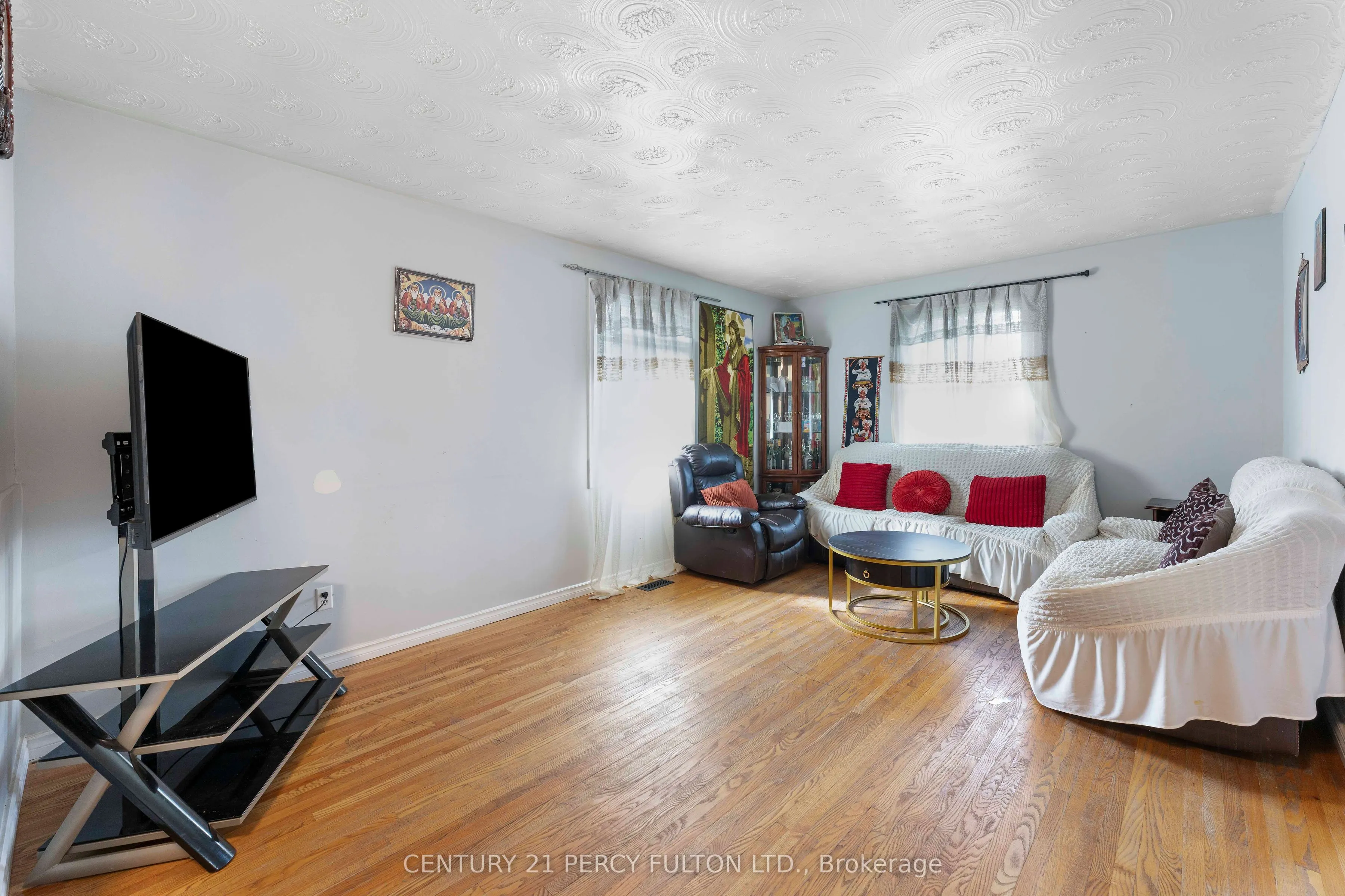 125 Brant Avenue, #Main Floor