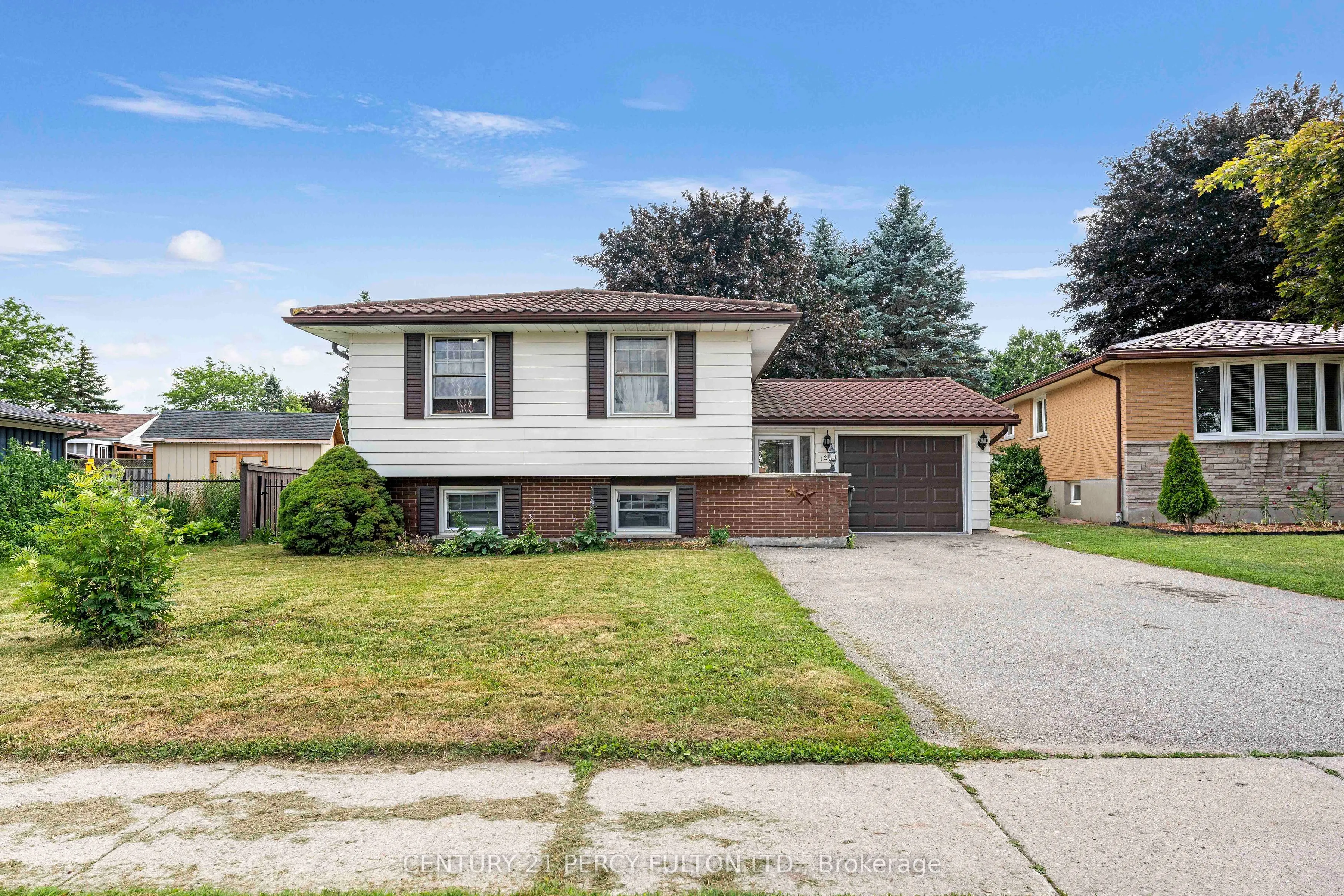 125 Brant Avenue, #Main Floor
