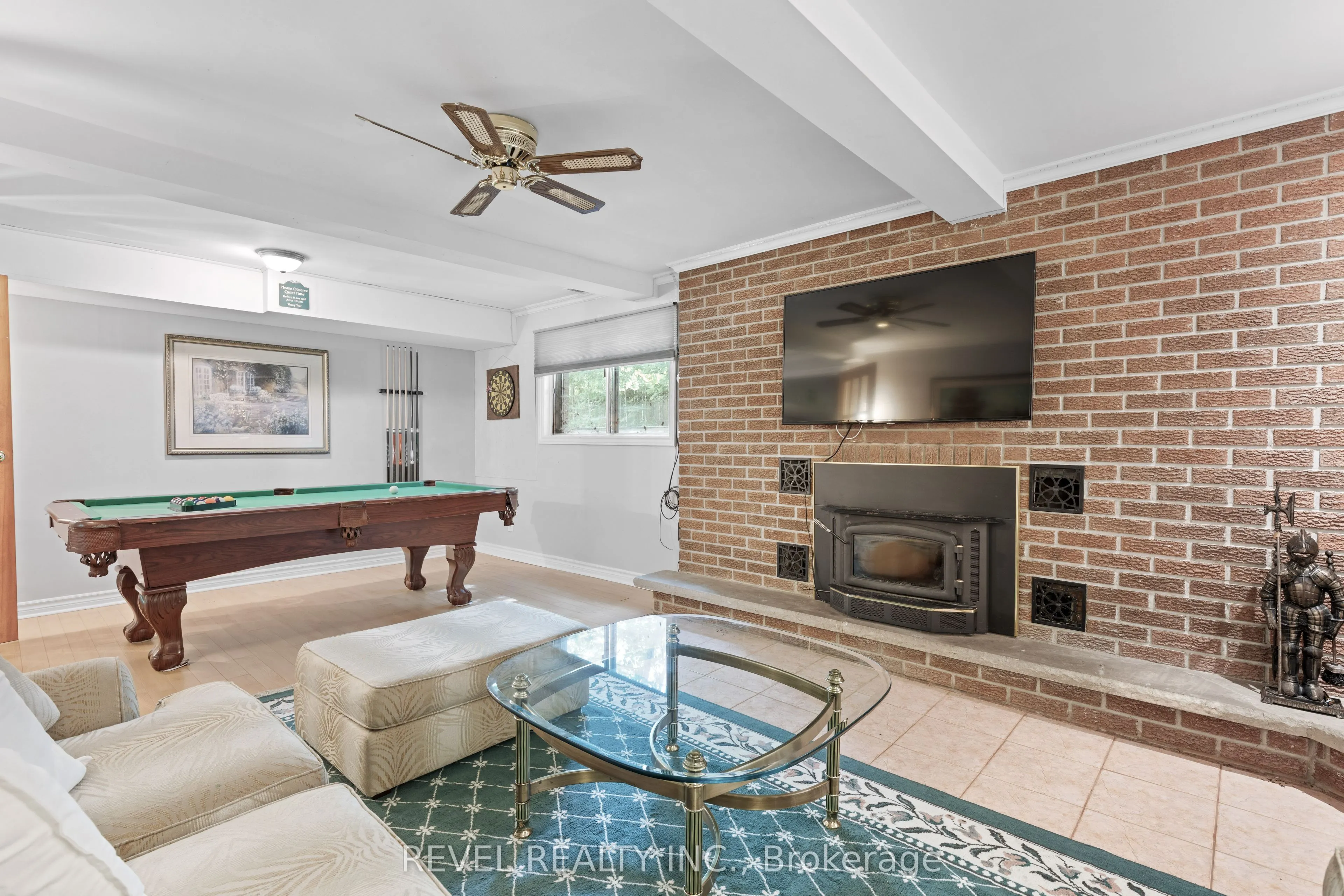 99 Bowen Road