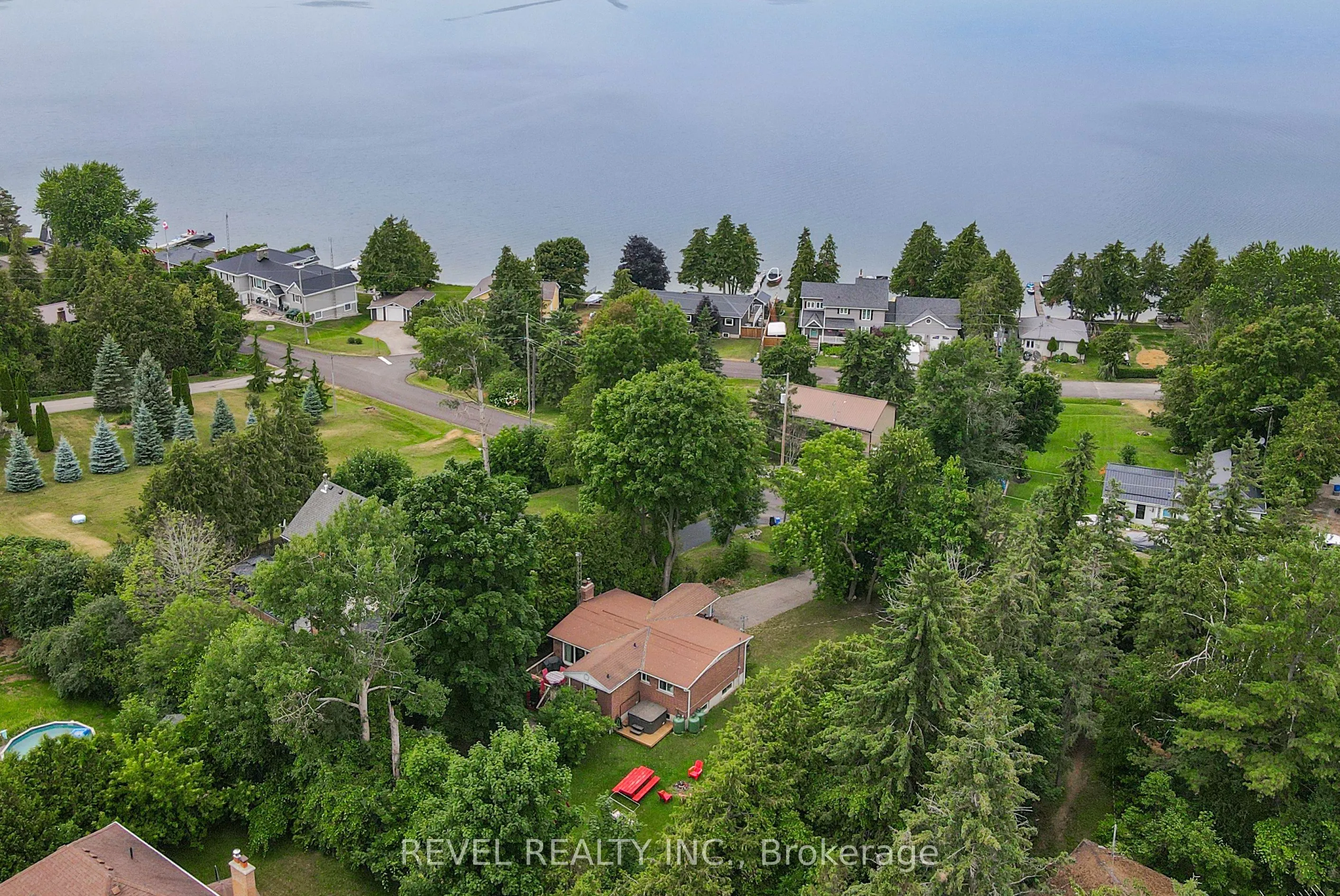 99 Bowen Road