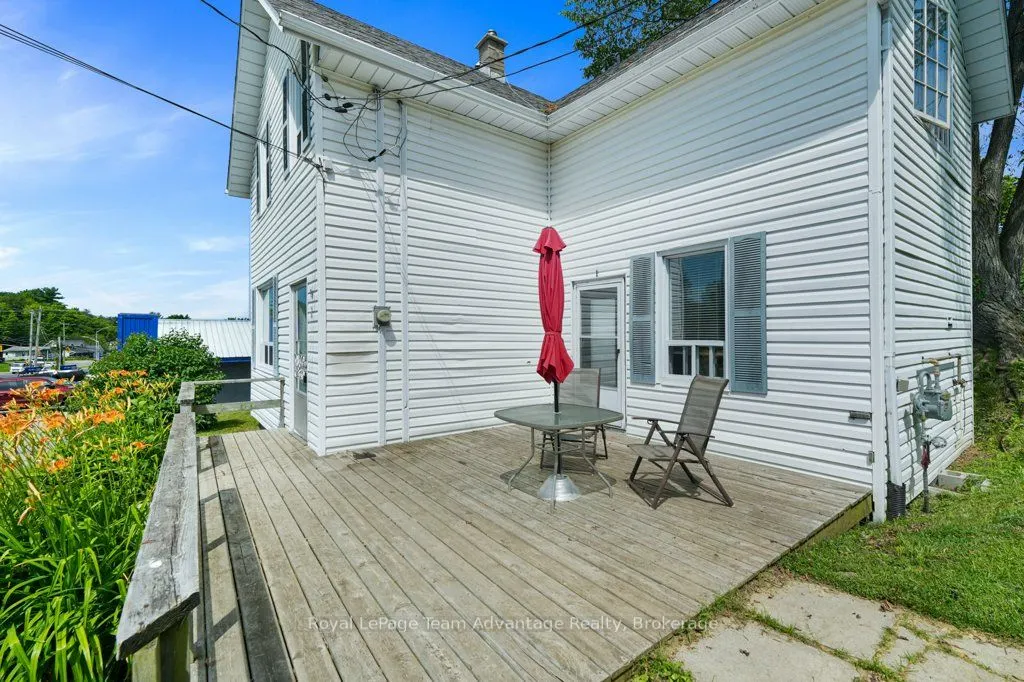 76 Bowes Street