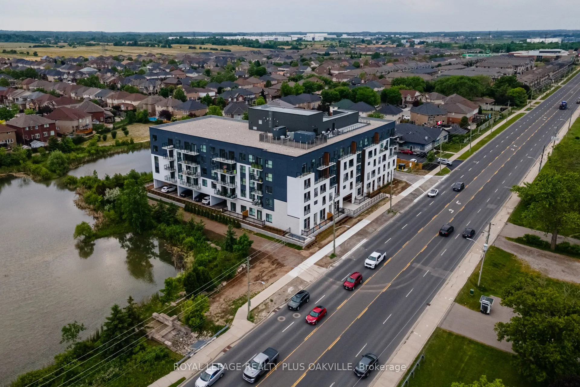 1936 Rymal Road E, #221