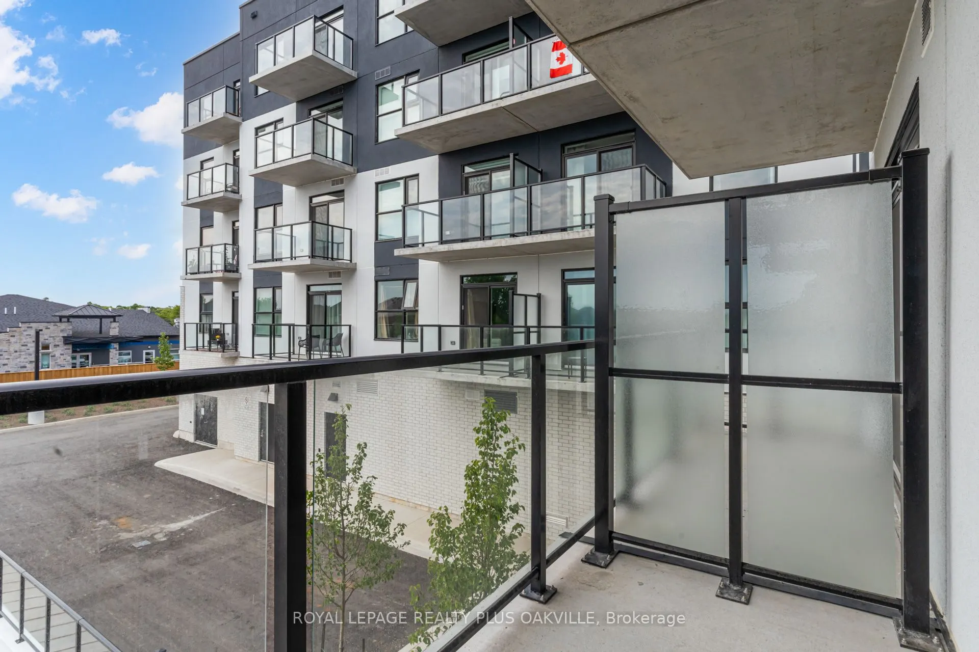 1936 Rymal Road E, #221