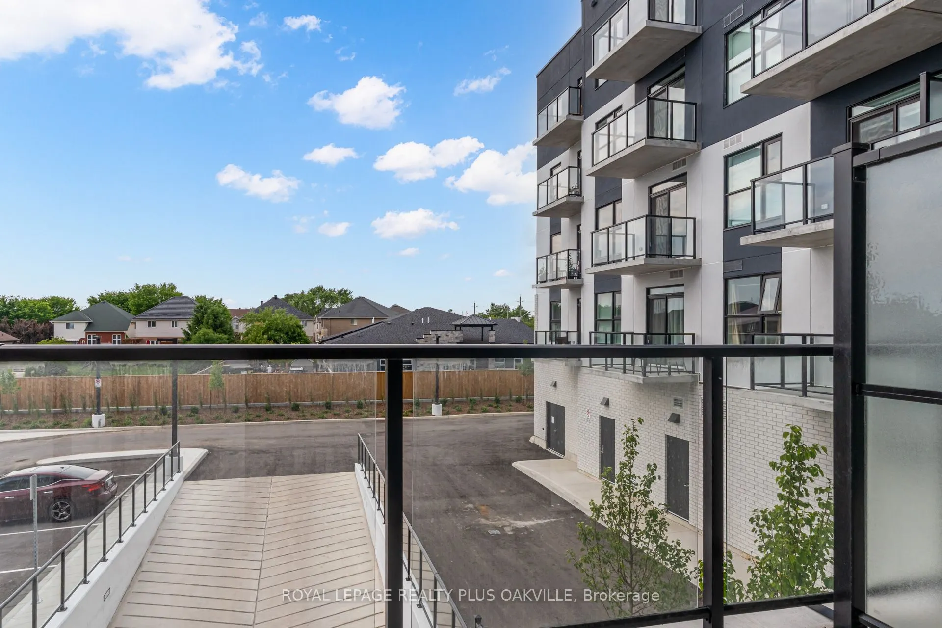 1936 Rymal Road E, #221