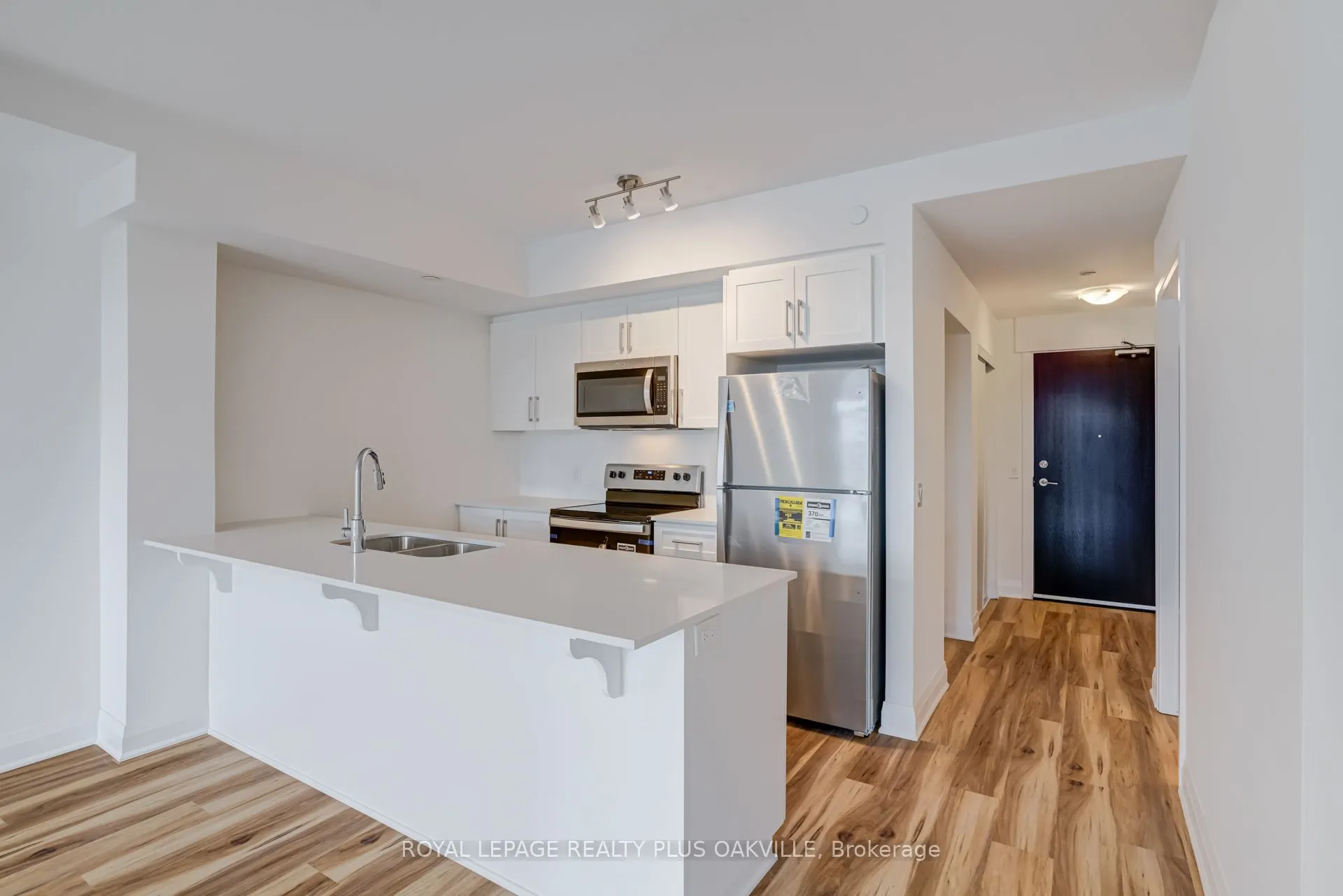 1936 Rymal Road E, #221