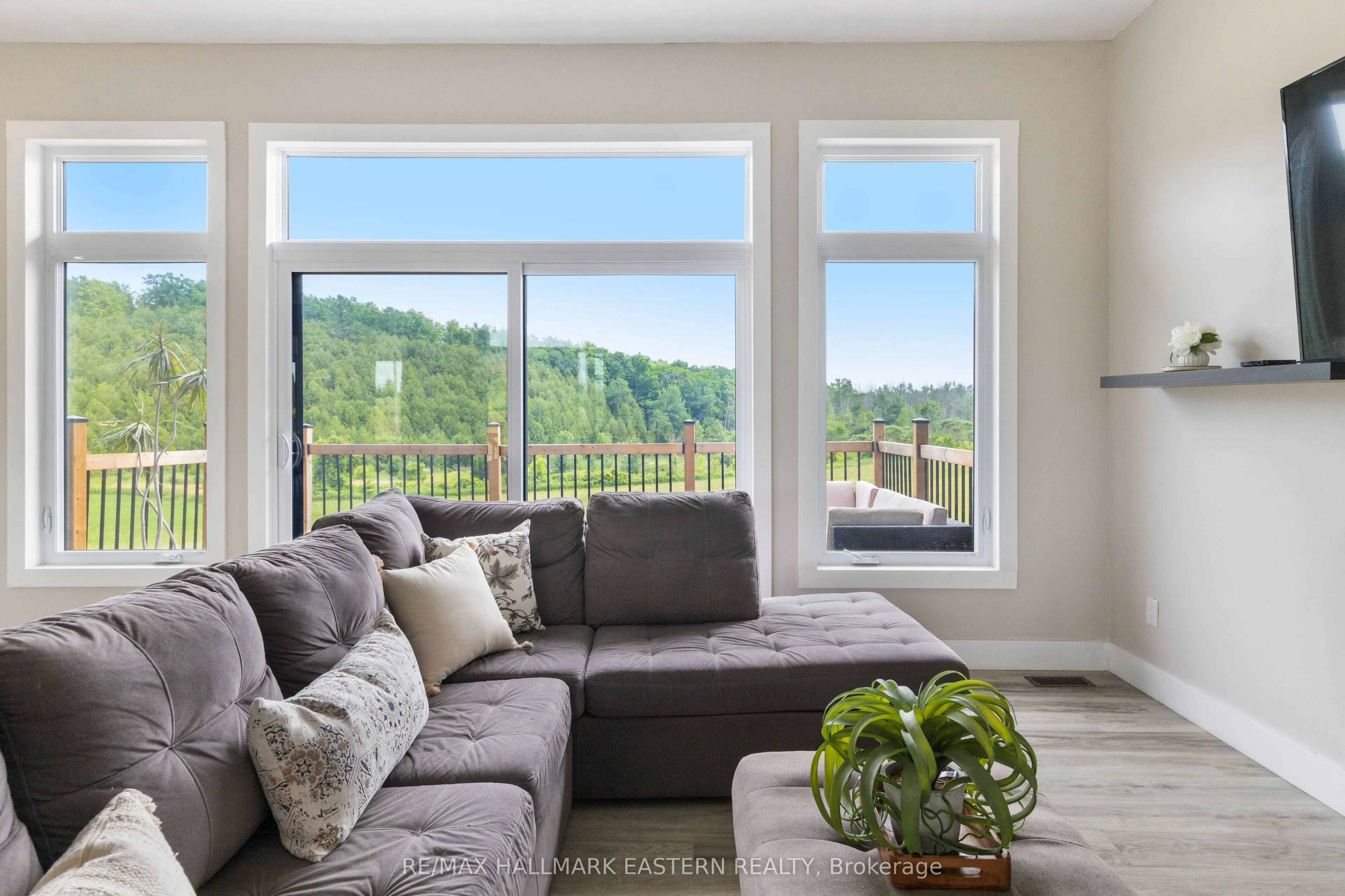 632 Concession 9 W