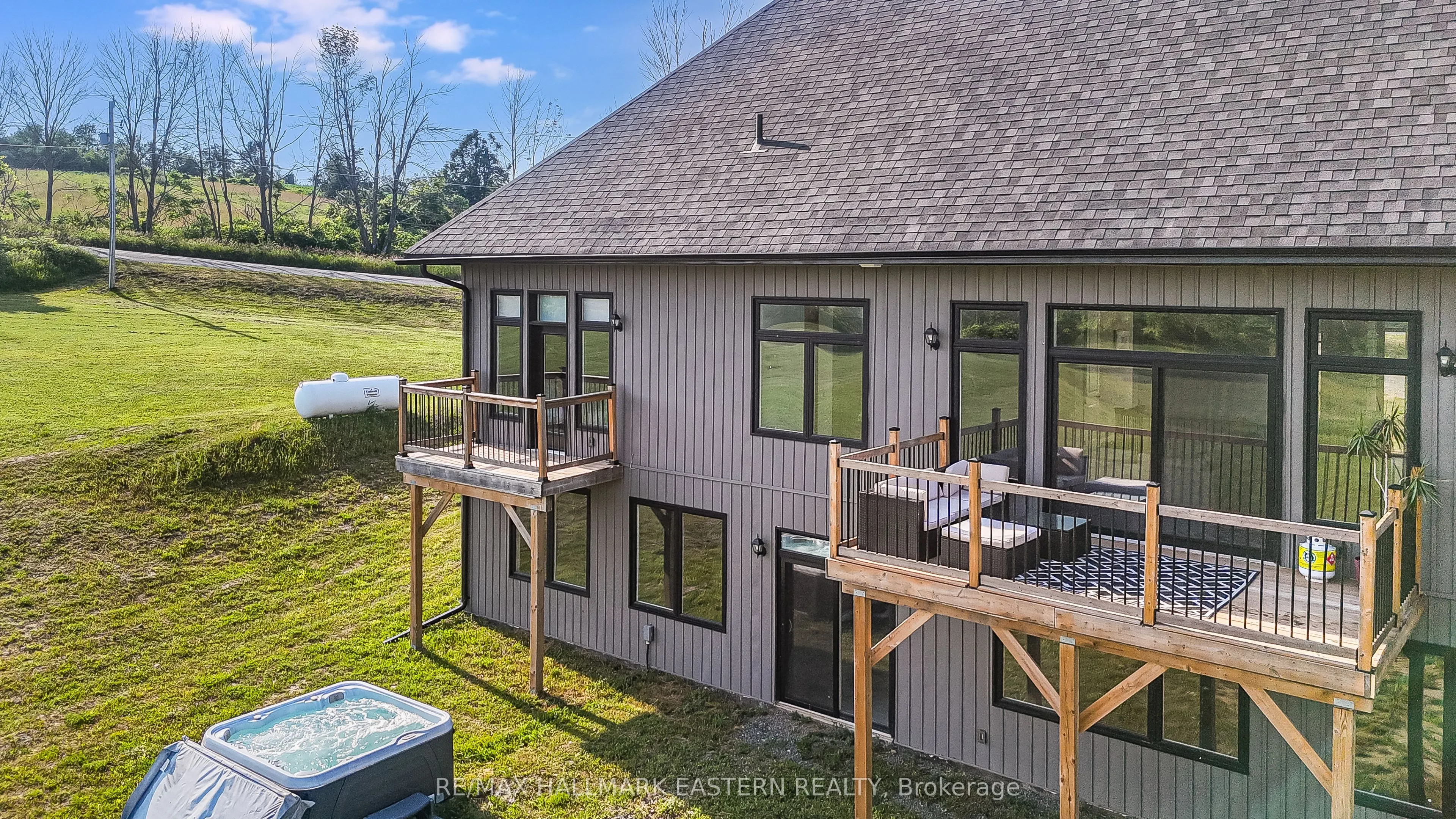 632 Concession 9 W