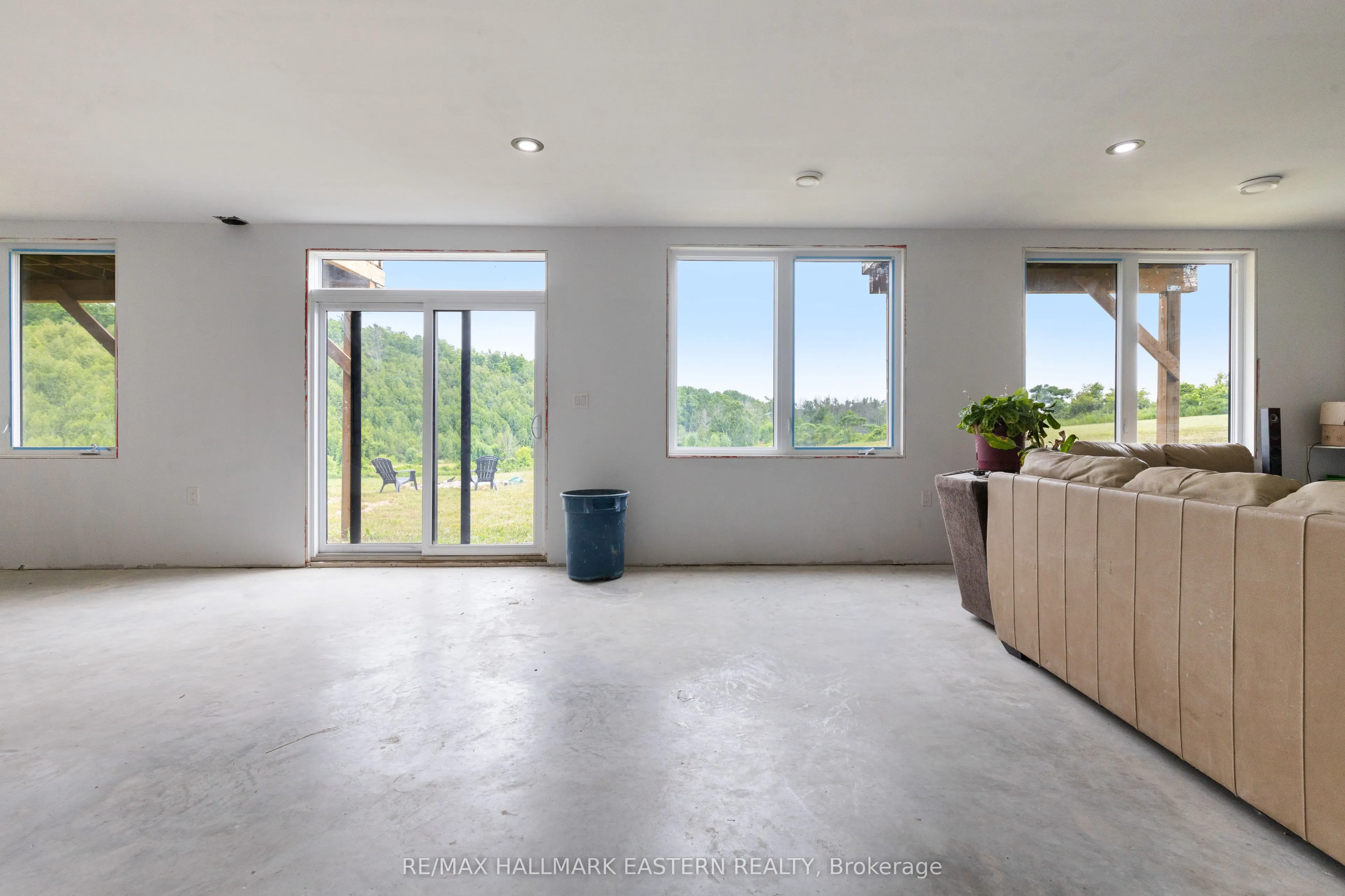 632 Concession 9 W