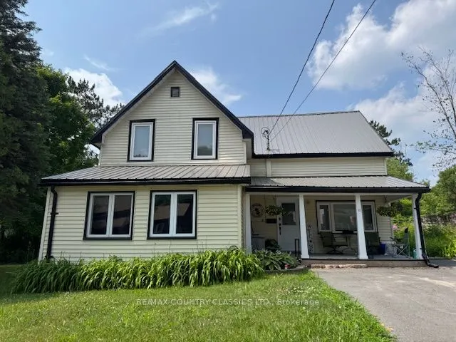 12 Hastings Street S