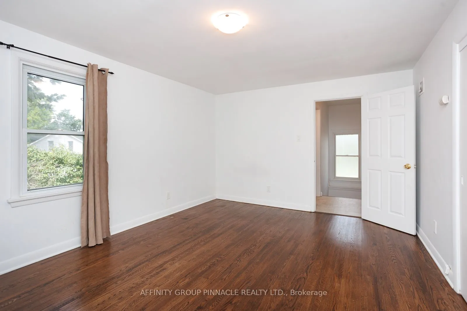 22 Sunset Court
