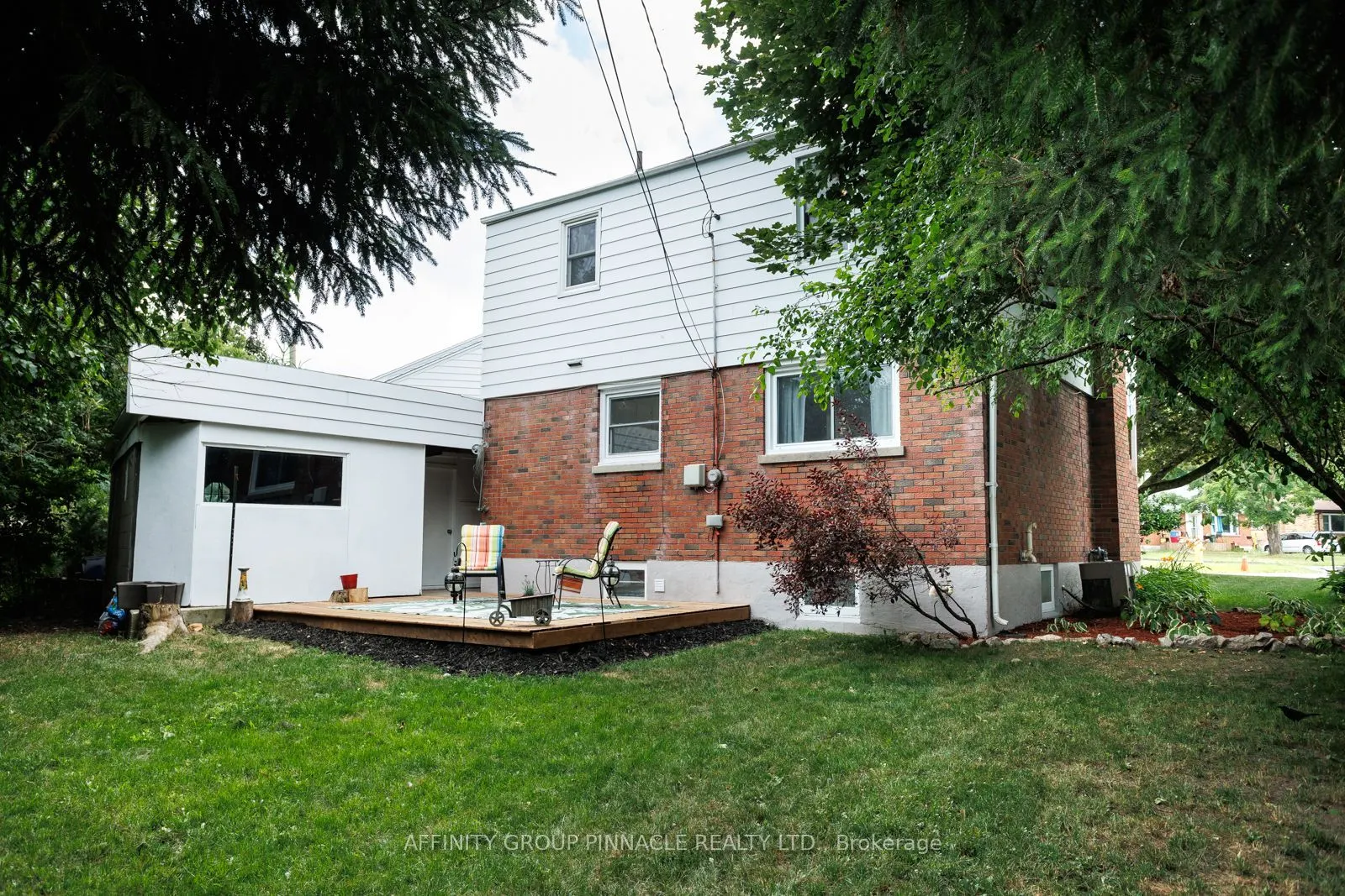 22 Sunset Court