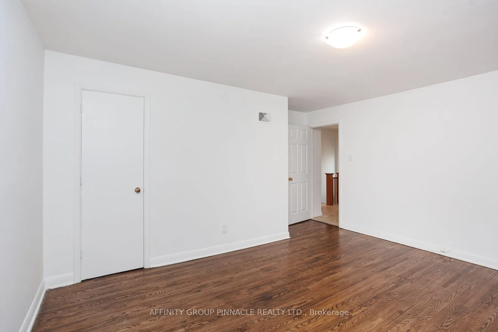 22 Sunset Court