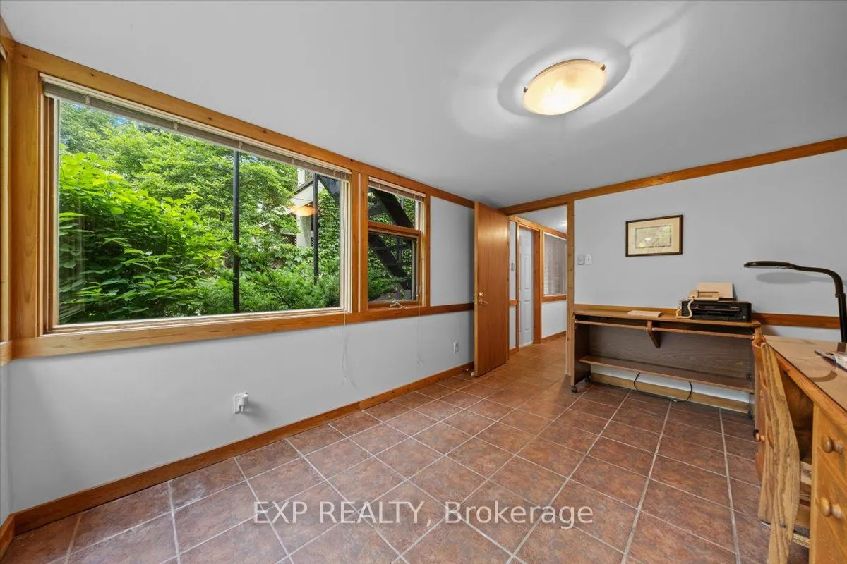 107 Stanley Avenue