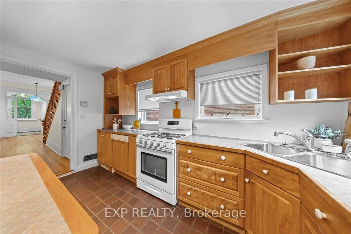 107 Stanley Avenue