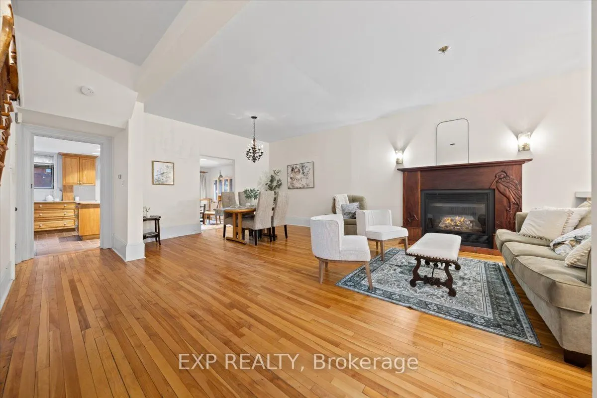 107 Stanley Avenue