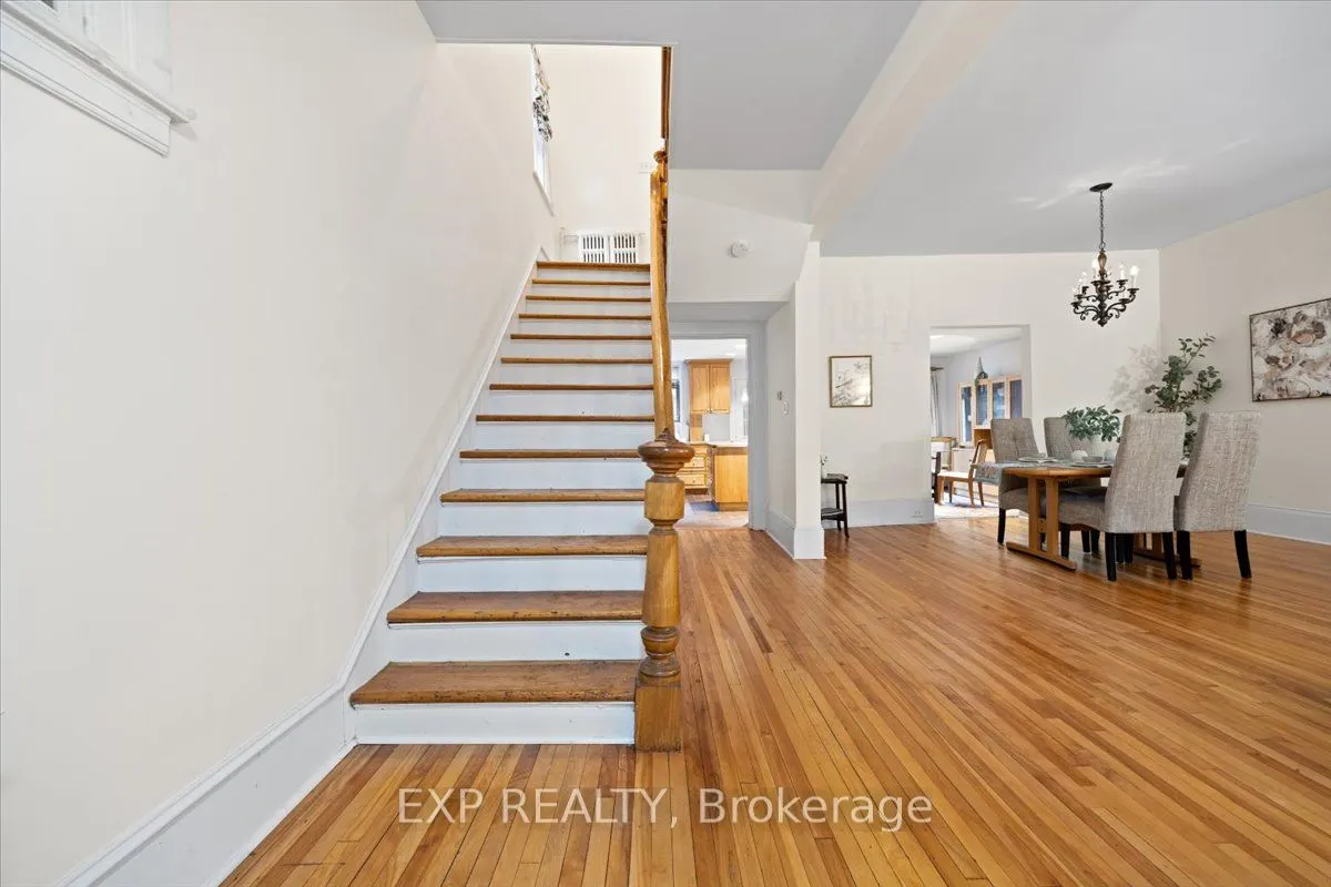 107 Stanley Avenue