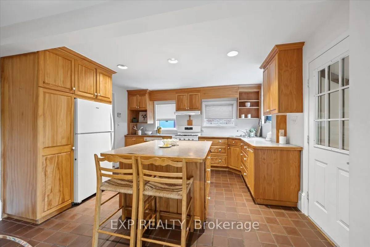 107 Stanley Avenue