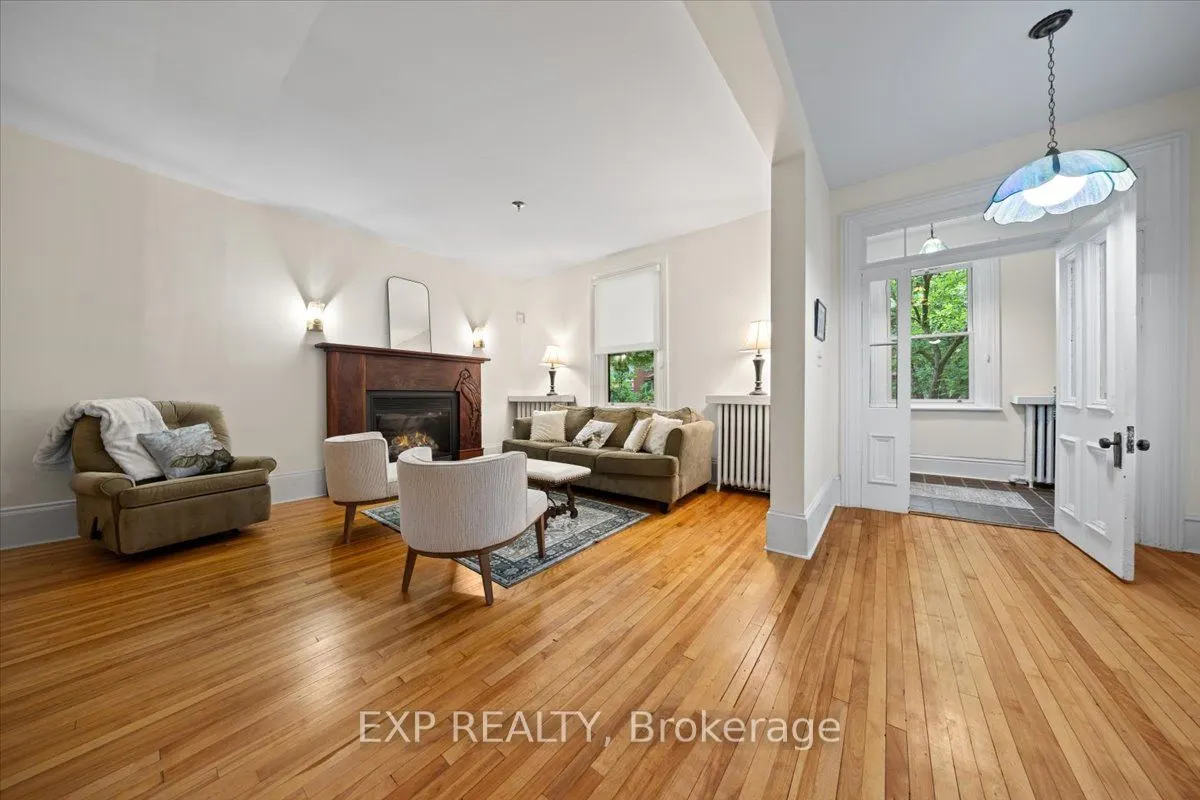 107 Stanley Avenue