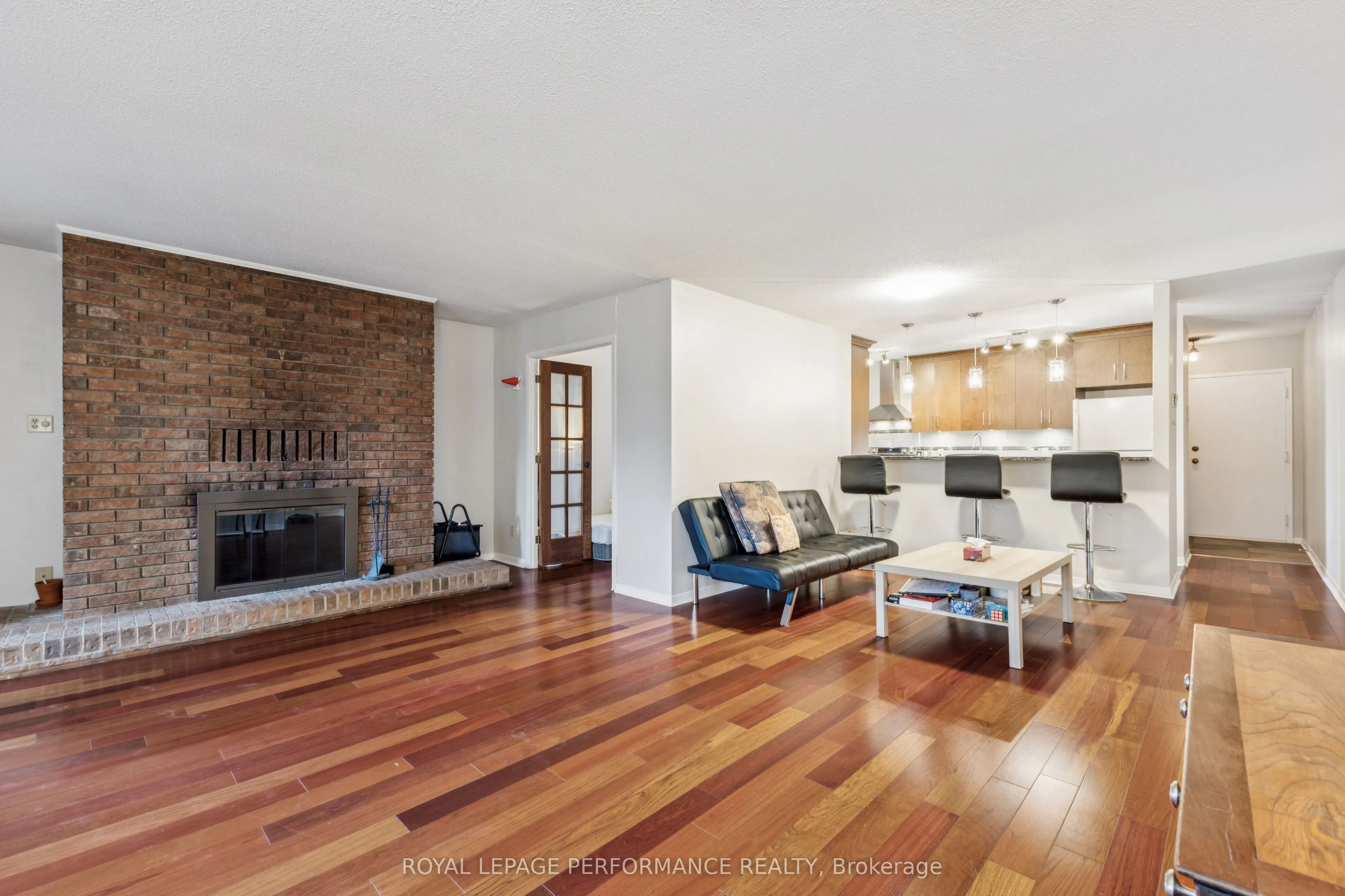 71 Sweetland Avenue, #4