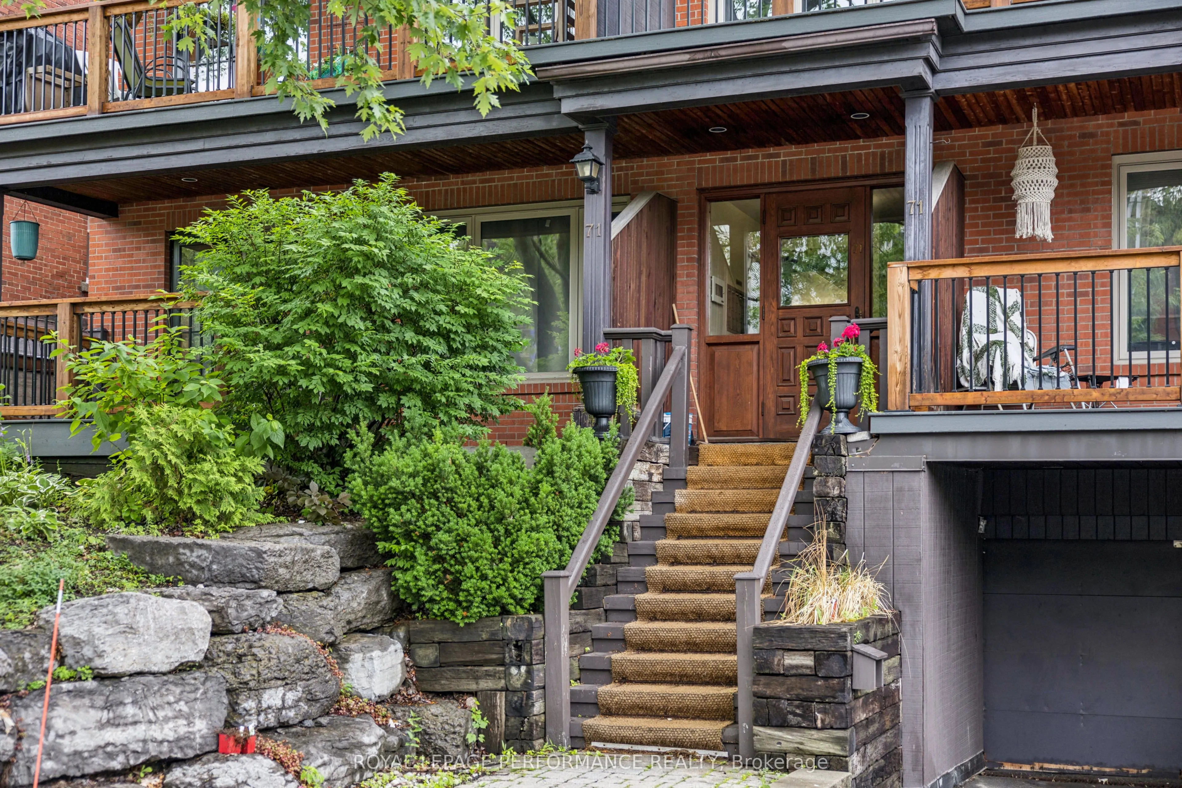 71 Sweetland Avenue, #4