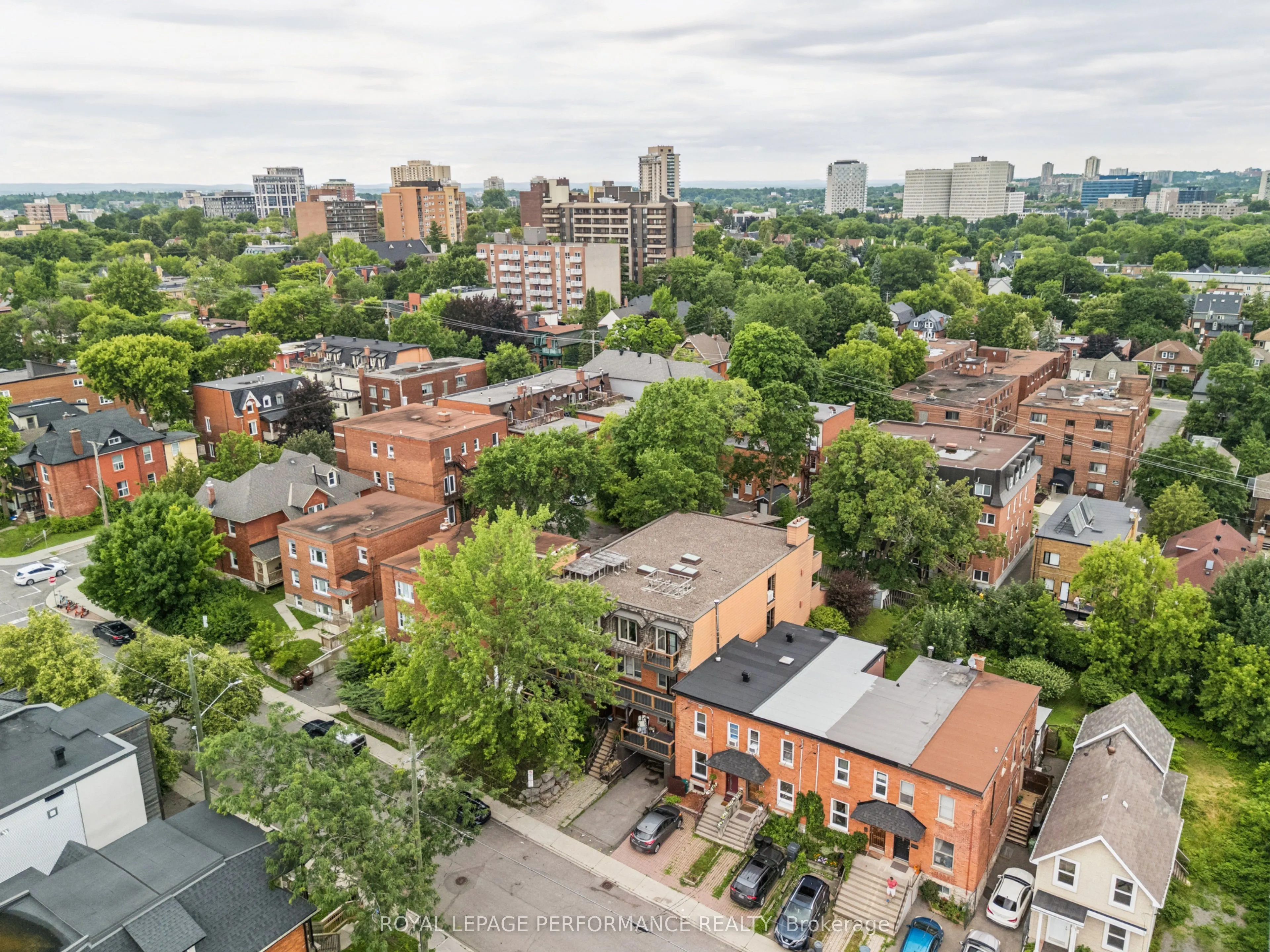 71 Sweetland Avenue, #4