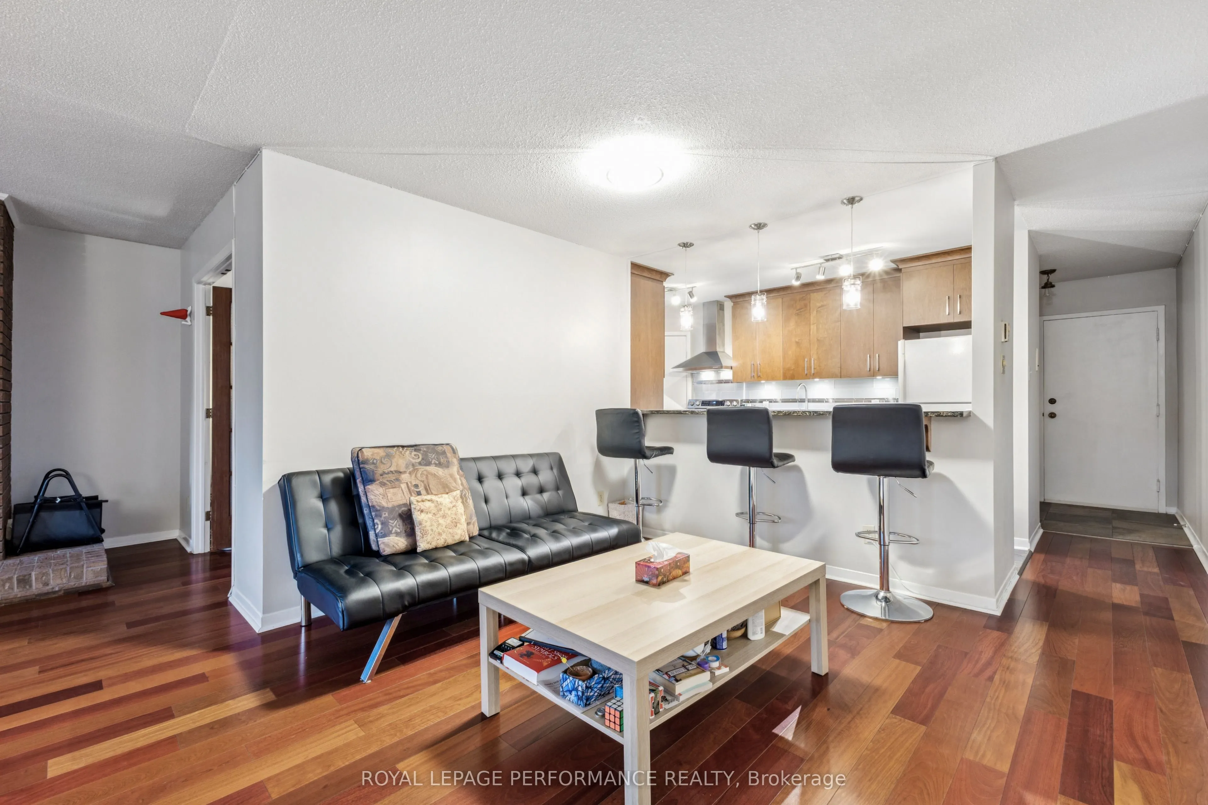 71 Sweetland Avenue, #4