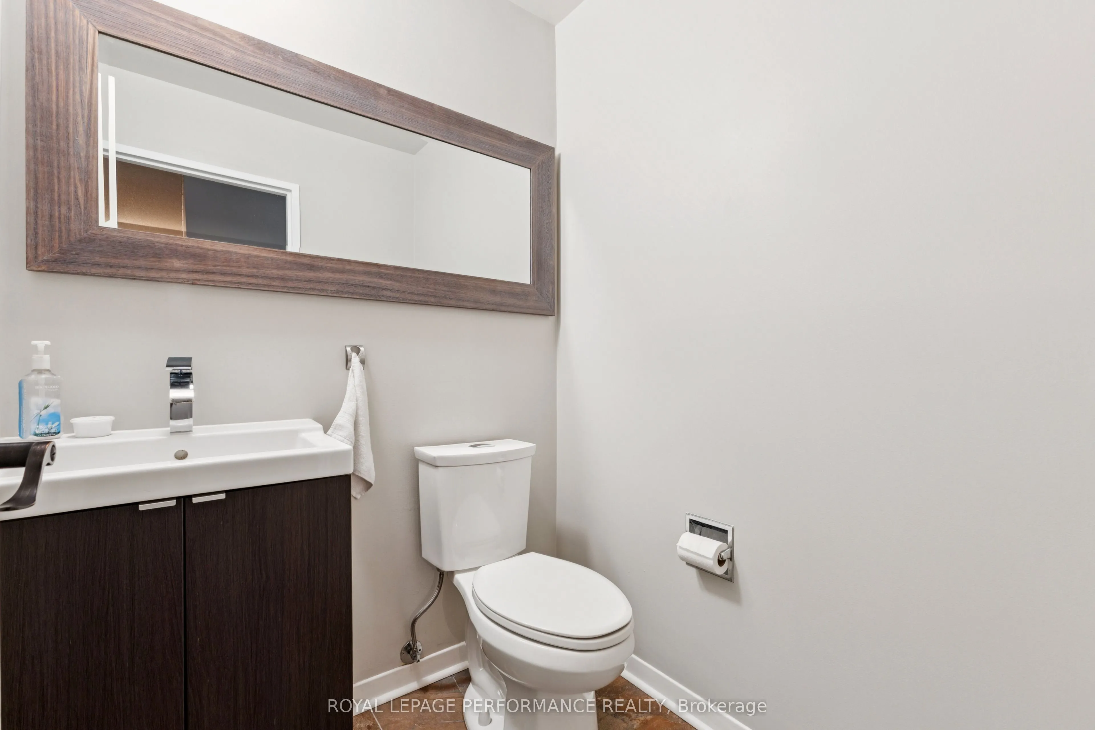 71 Sweetland Avenue, #4