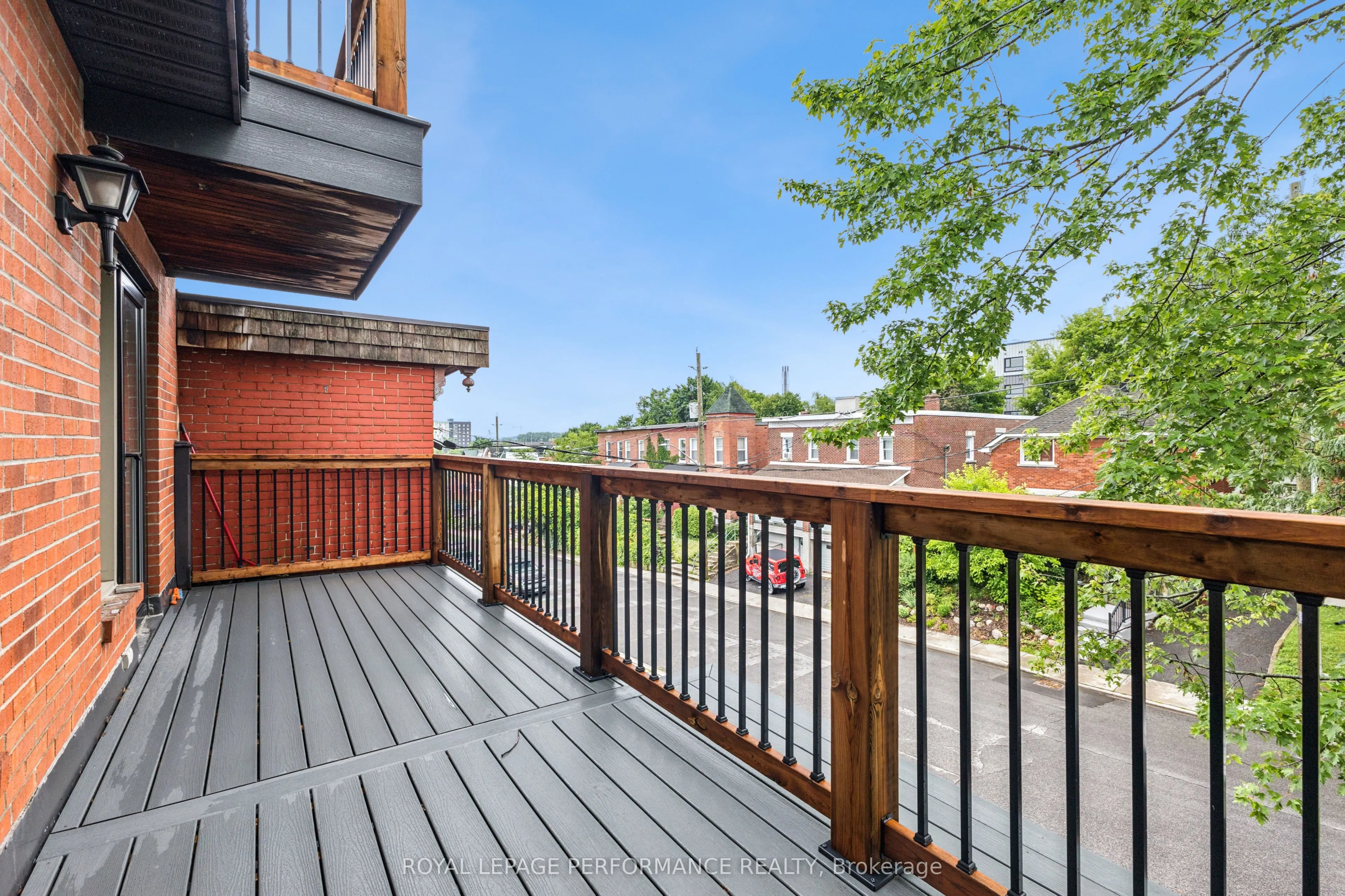 71 Sweetland Avenue, #4