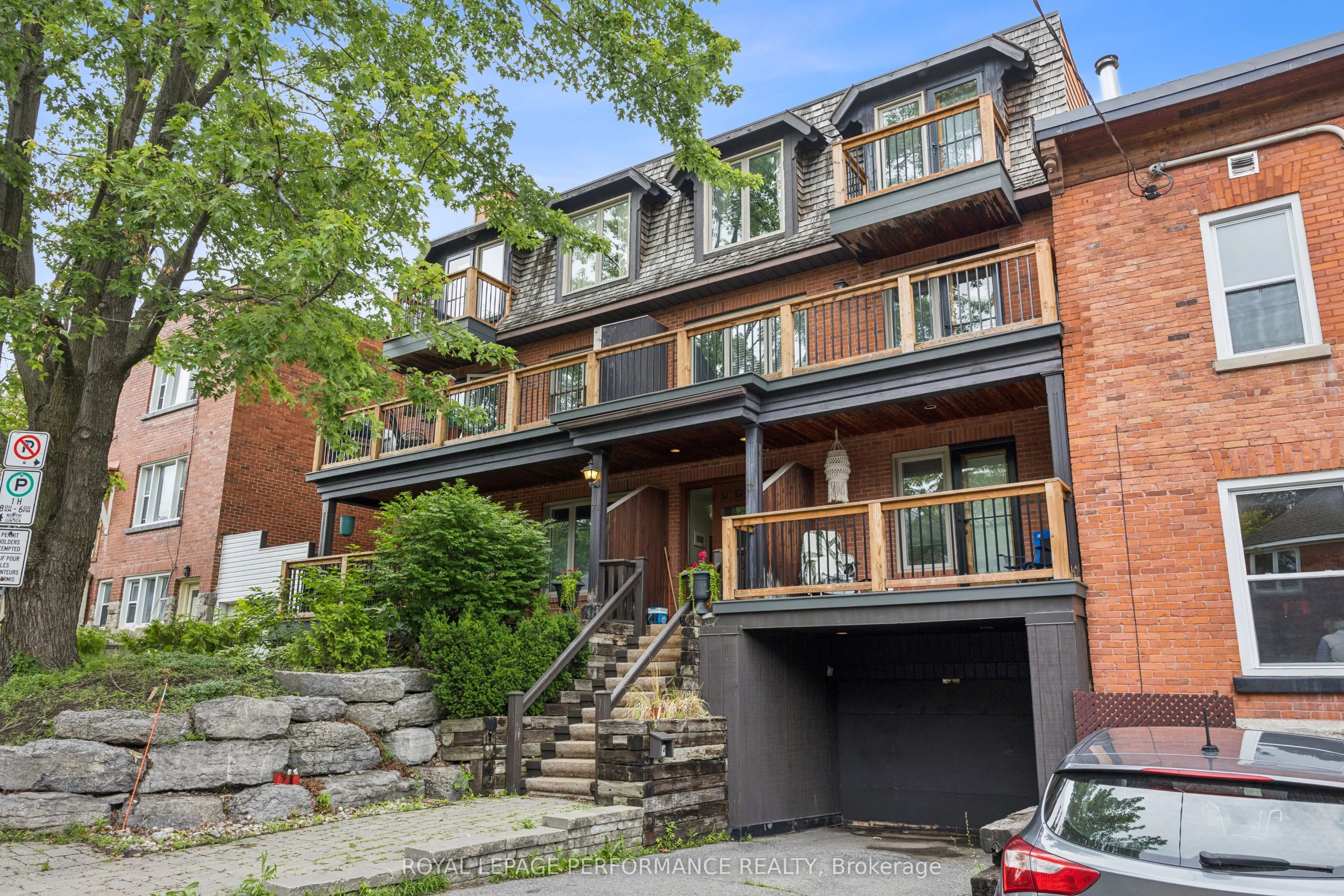 71 Sweetland Avenue, #4